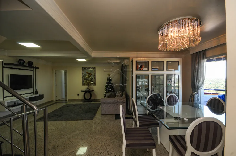 Apartamento duplex de cobertura no Edifício Torre Azul, Centro - Foz do Iguaçu