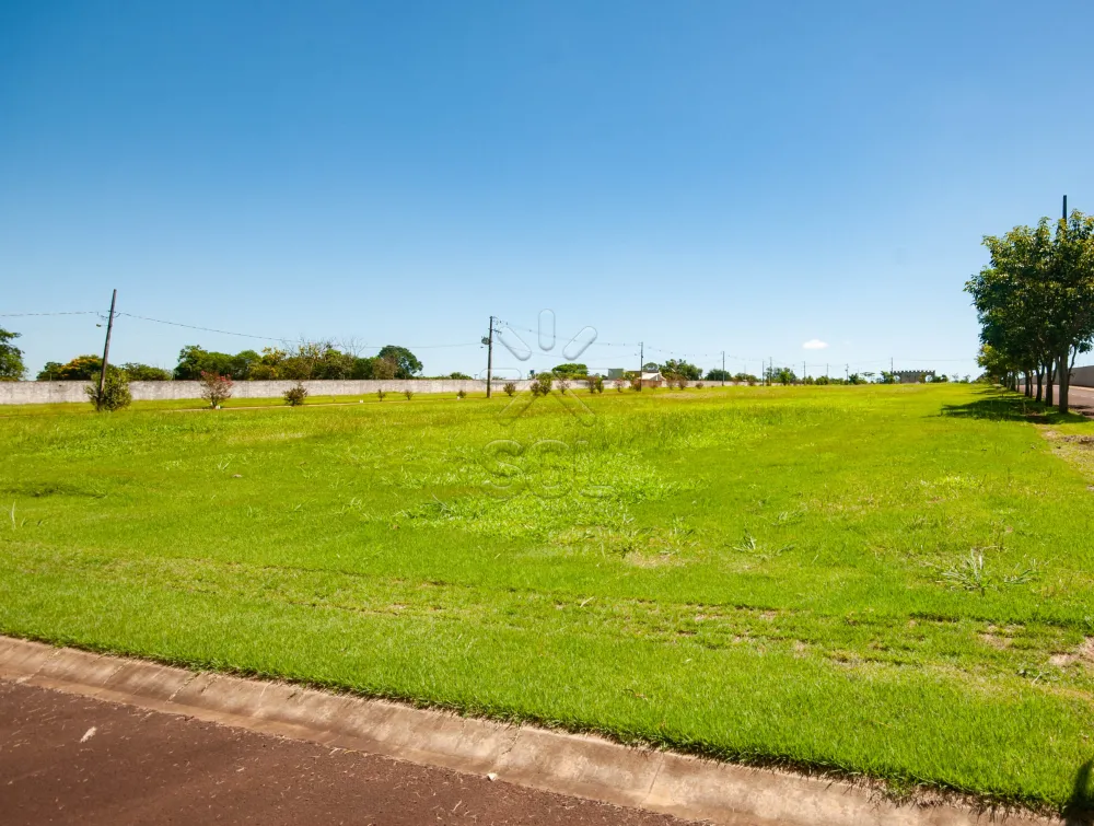 Terreno de Esquina à Venda no Condomínio Villa Vicenza - Foz do Iguaçu/PR