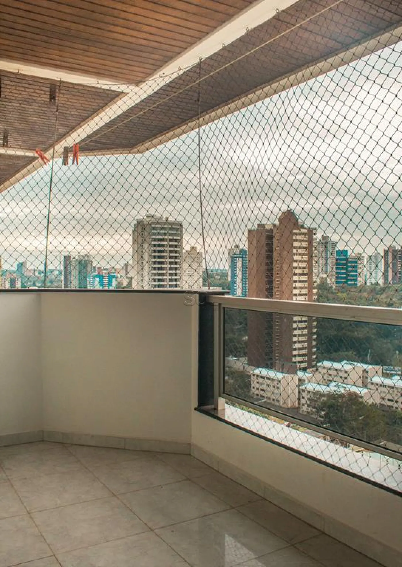 Apartamento amplo à venda no Edifício Vivaldi - Centro de Foz do Iguaçu