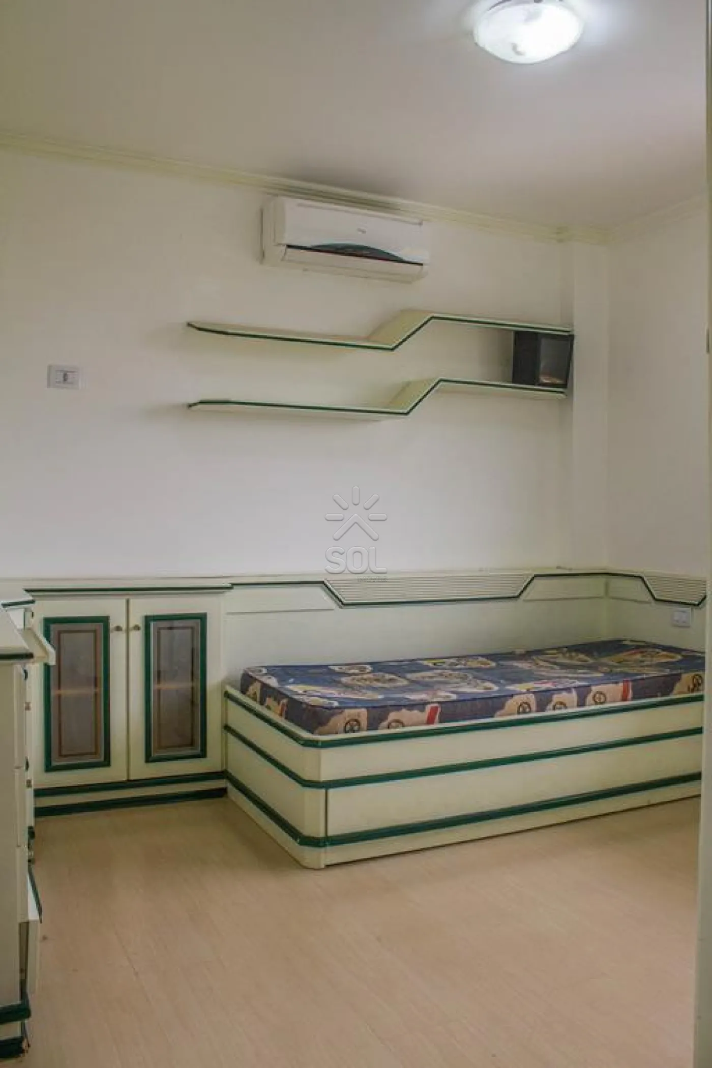 Apartamento amplo à venda no Edifício Vivaldi - Centro de Foz do Iguaçu