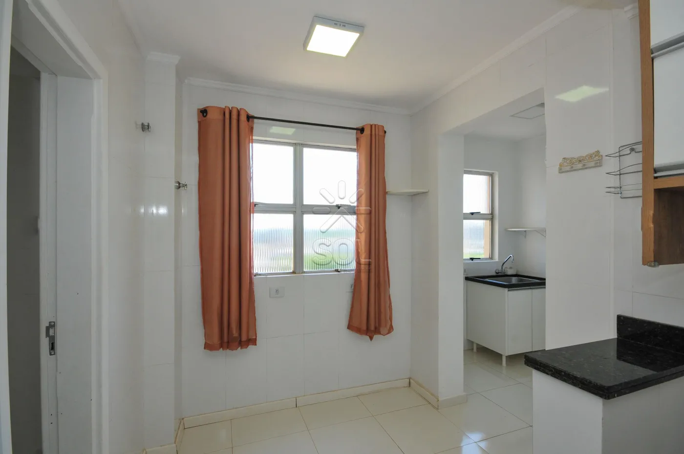 Apartamento para locação, Edifício Luiz XV, Centro - Foz do Iguaçu/PR
