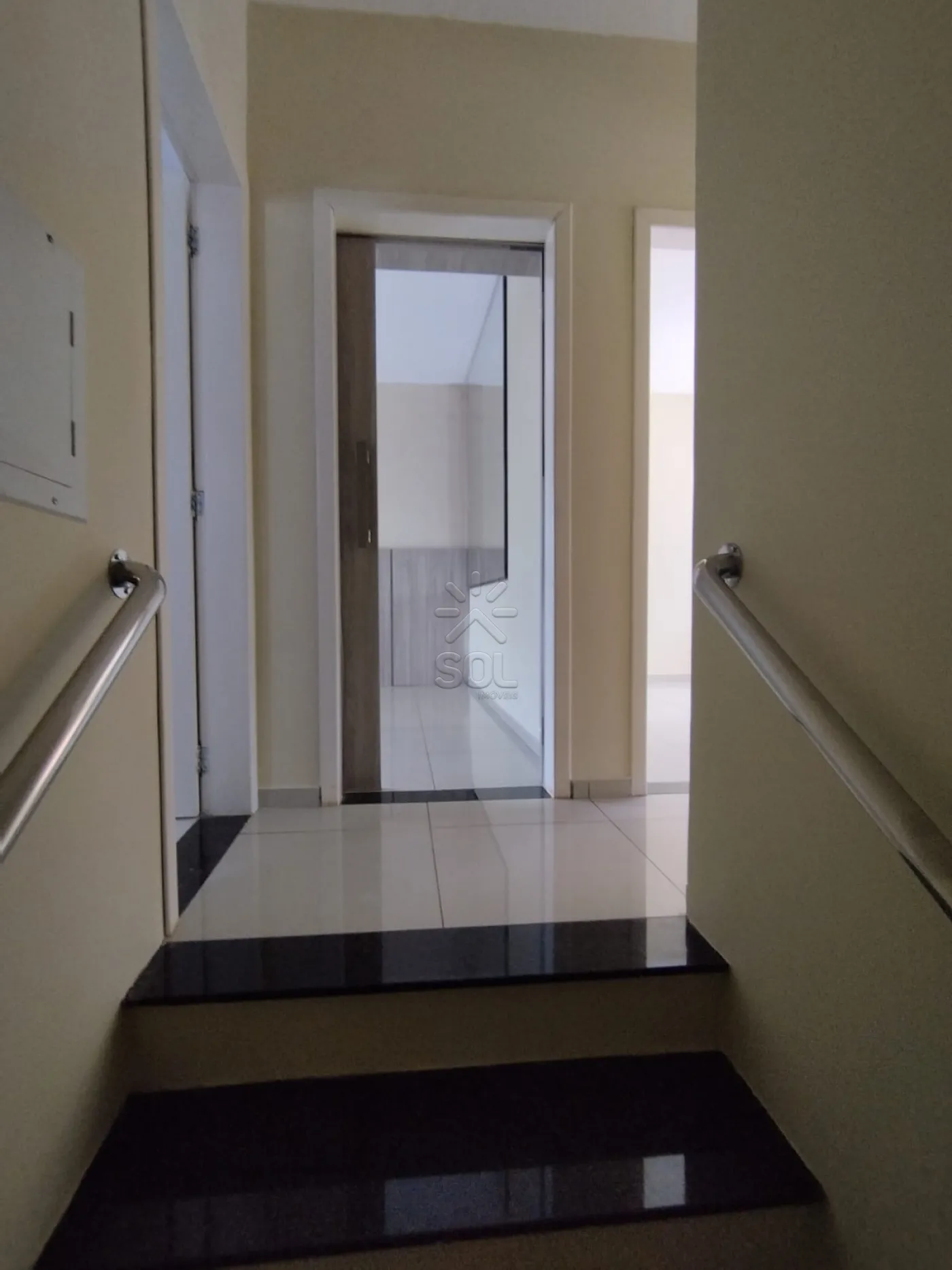Sobrado à venda no Jardim Bourbon em Foz do Iguaçu/PR | 1 suíte + 2 quartos