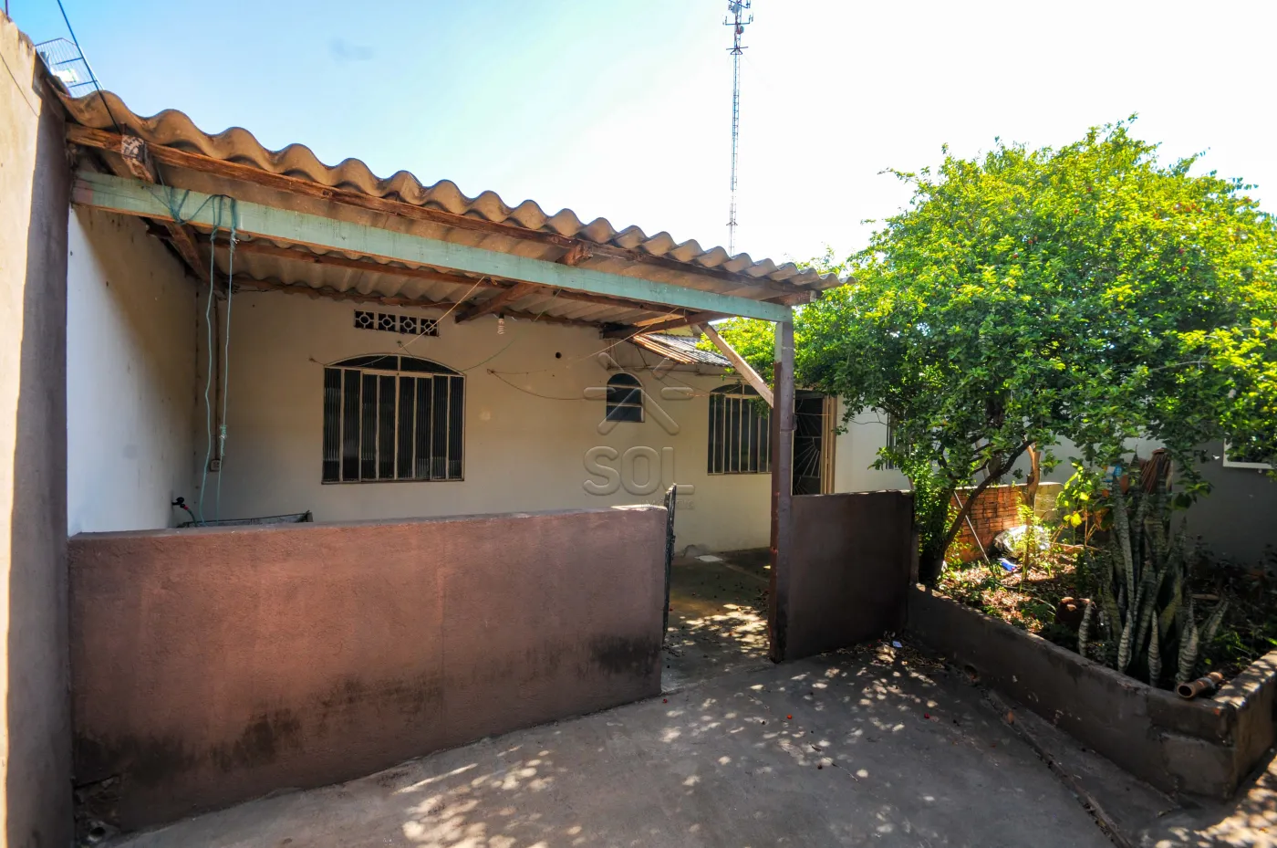 Imóvel com 2 casas à venda no Parque Ouro Verde em Foz do Iguaçu