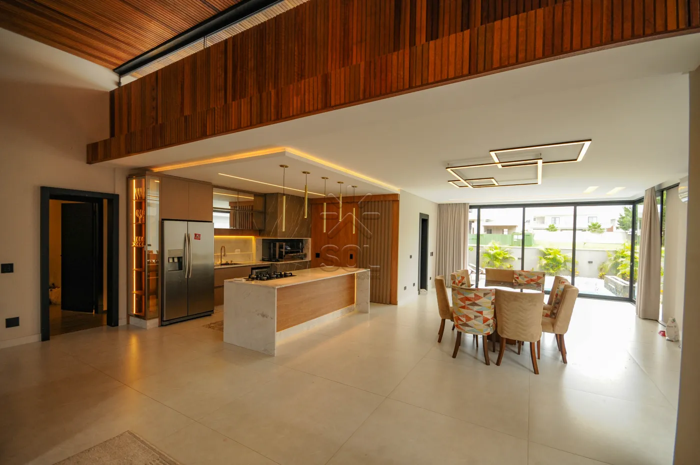 CASA DE ALTO PADRÃO À VENDA NO CONDOMÍNIO ROYAL FALLS YACHT RESIDENCE E RESORT - FOZ DO IGUAÇU/PR