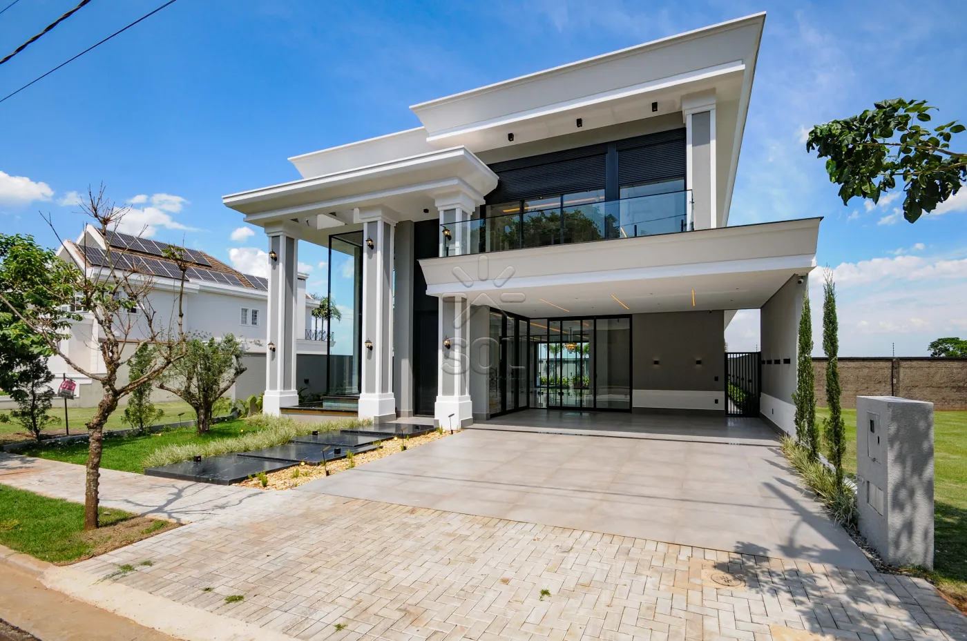 SOBRADO DE ALTO PADRÃO TOTALMENTE MOBILIADO À VENDA, CONDOMÍNIO ECO BELLA VISTA - FOZ DO IGUAÇU/PR