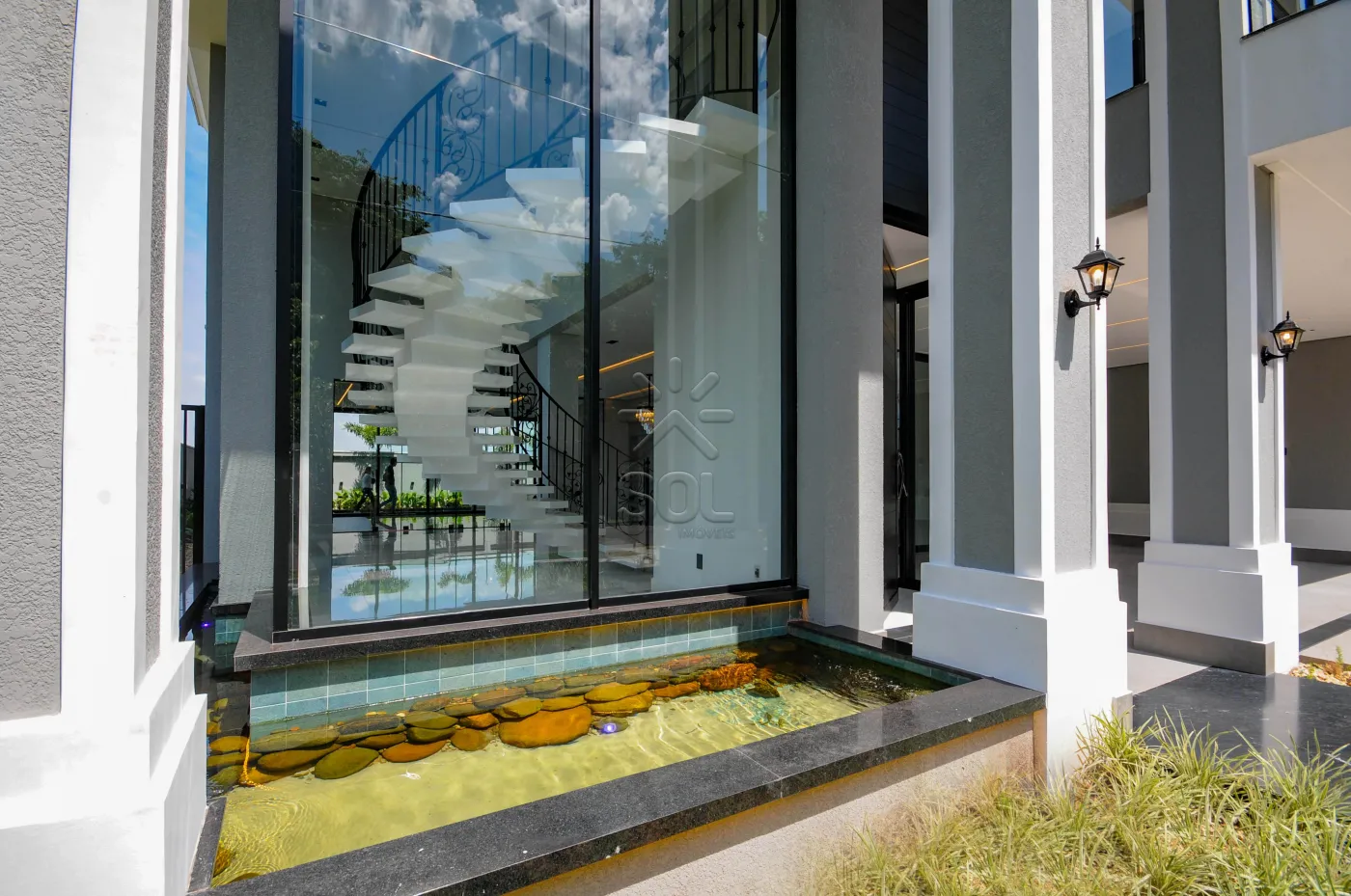 SOBRADO DE ALTO PADRÃO TOTALMENTE MOBILIADO À VENDA, CONDOMÍNIO ECO BELLA VISTA - FOZ DO IGUAÇU/PR