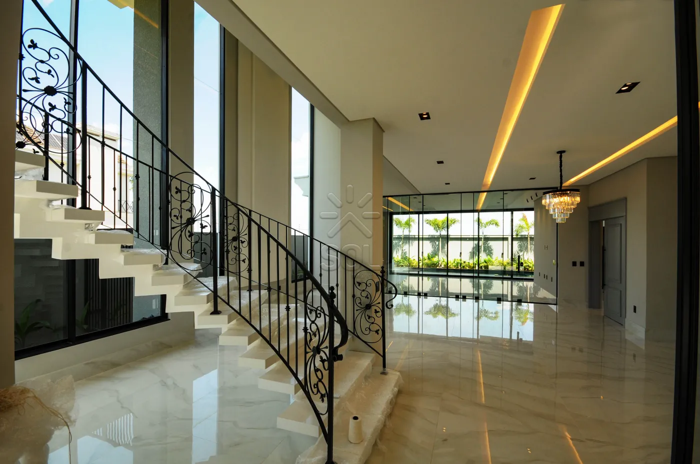 SOBRADO DE ALTO PADRÃO TOTALMENTE MOBILIADO À VENDA, CONDOMÍNIO ECO BELLA VISTA - FOZ DO IGUAÇU/PR