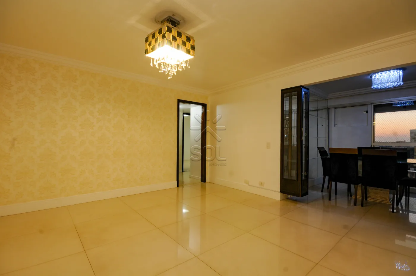 Apartamento amplo à venda no Edifício Vivaldi - Centro de Foz do Iguaçu