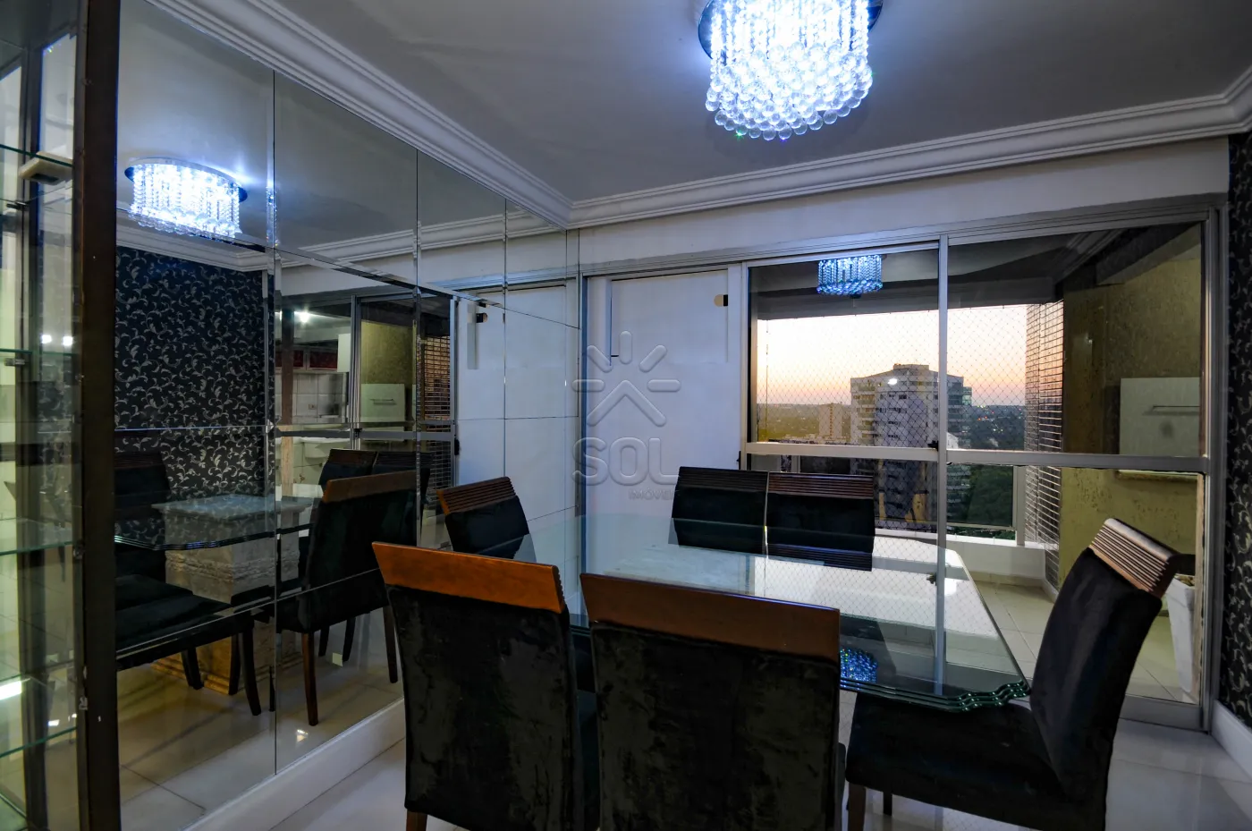 Apartamento amplo à venda no Edifício Vivaldi - Centro de Foz do Iguaçu