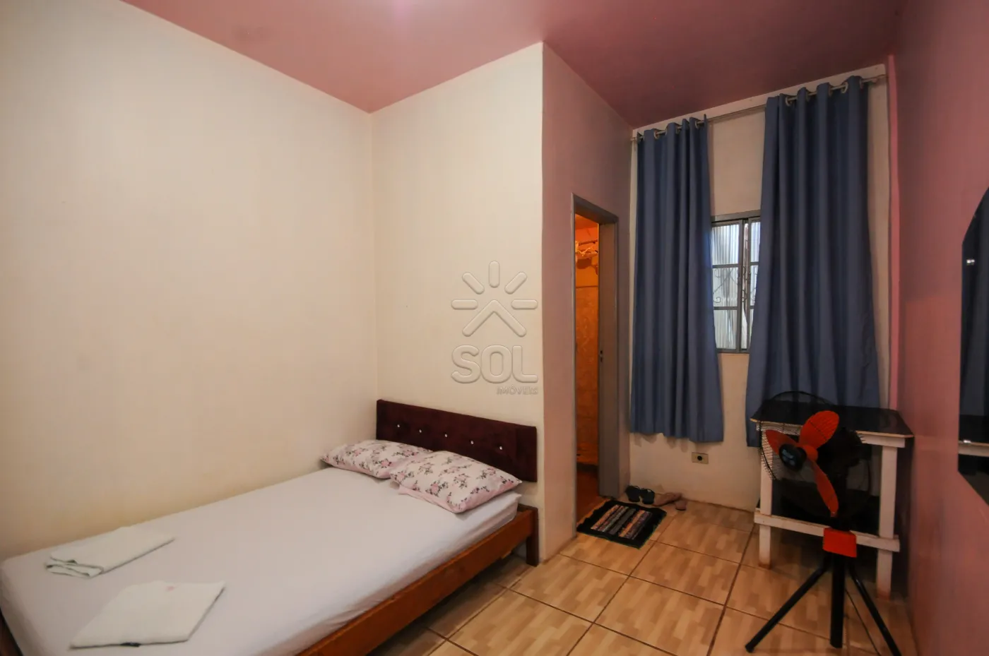 Prédio com 37 quitinetes à venda, Jardim Itamaraty - Foz do Iguaçu, PR