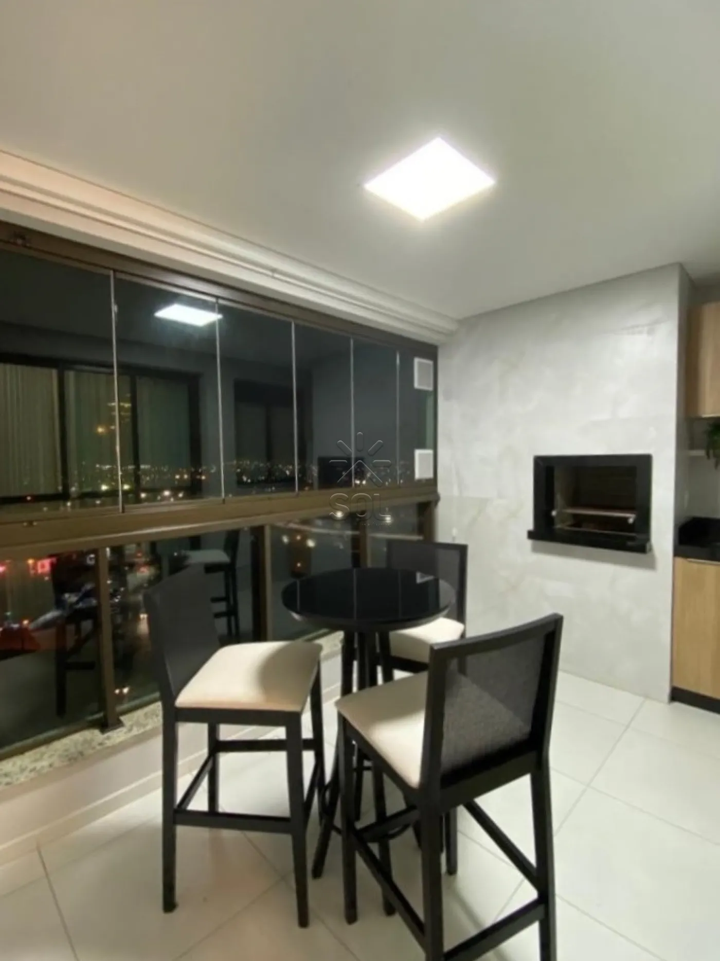 Apartamento mobiliado à venda no Itacolomi Home Club em Penha