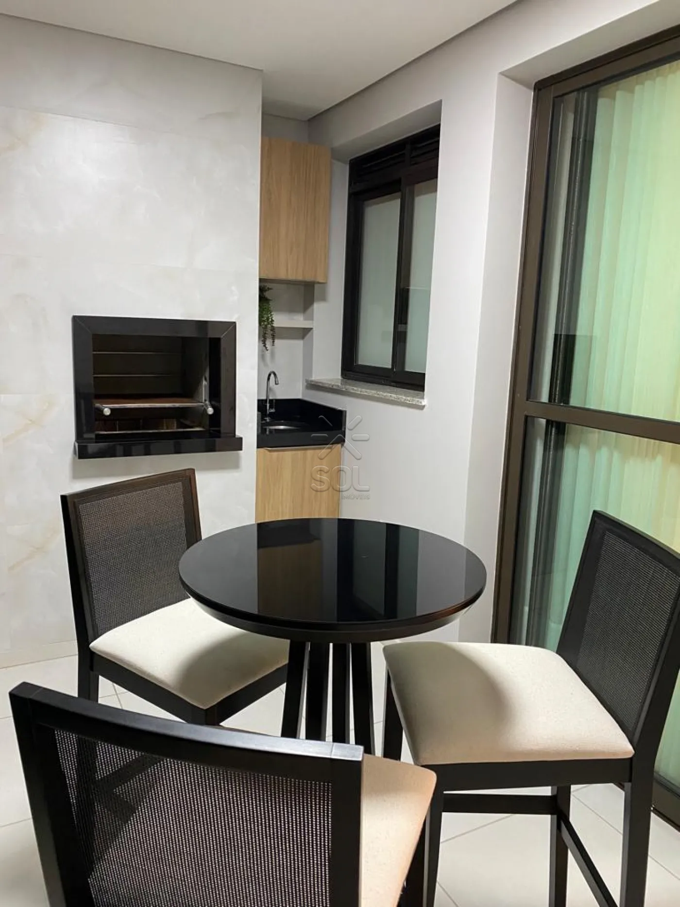 Apartamento mobiliado à venda no Itacolomi Home Club em Penha