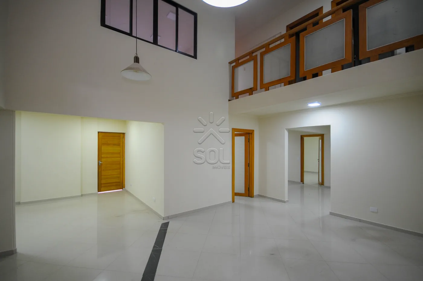 Oportunidade única: Sala comercial ampla no prestigiado Edifício Eldorado Executive Center!