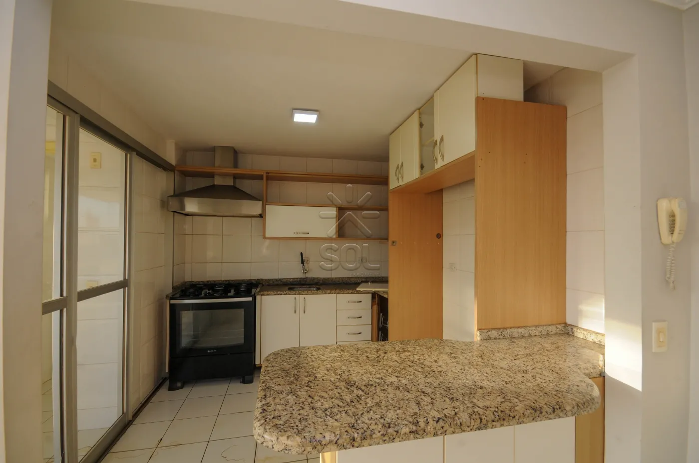 Apartamento amplo à venda no Edifício Vivaldi - Centro de Foz do Iguaçu