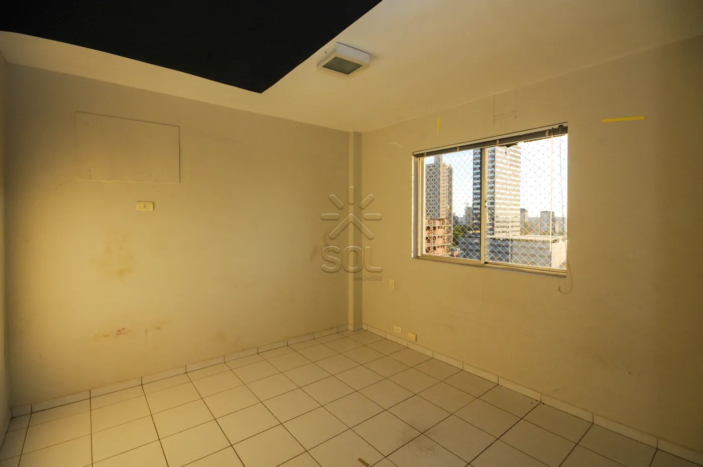 Apartamento amplo à venda no Edifício Vivaldi - Centro de Foz do Iguaçu