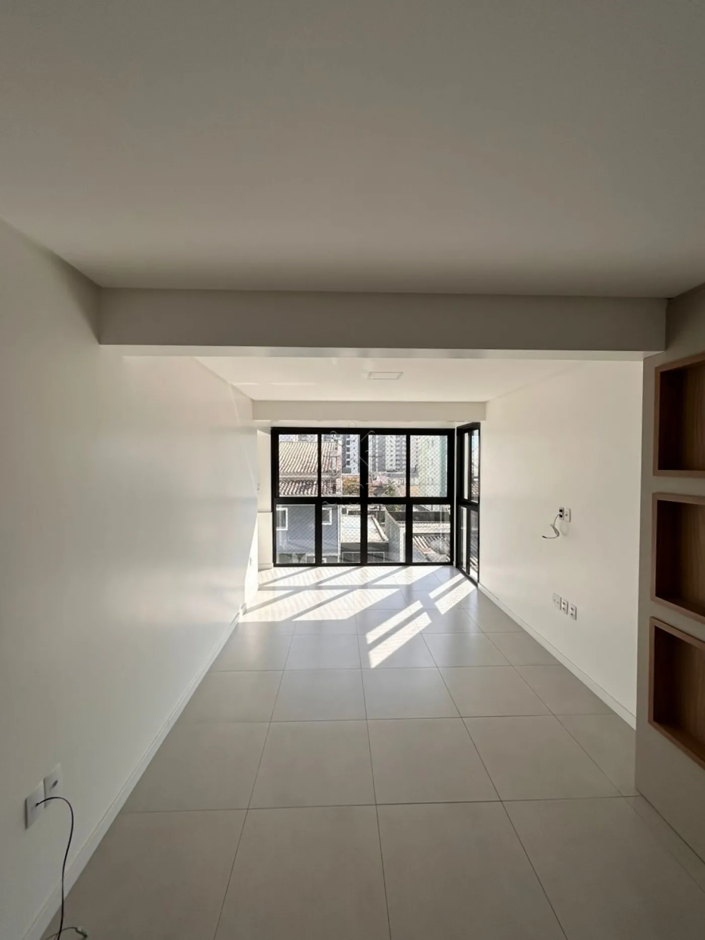 Apartamento para aluguel no Condomínio Residencial Évora - Balneário Piçarras/SC