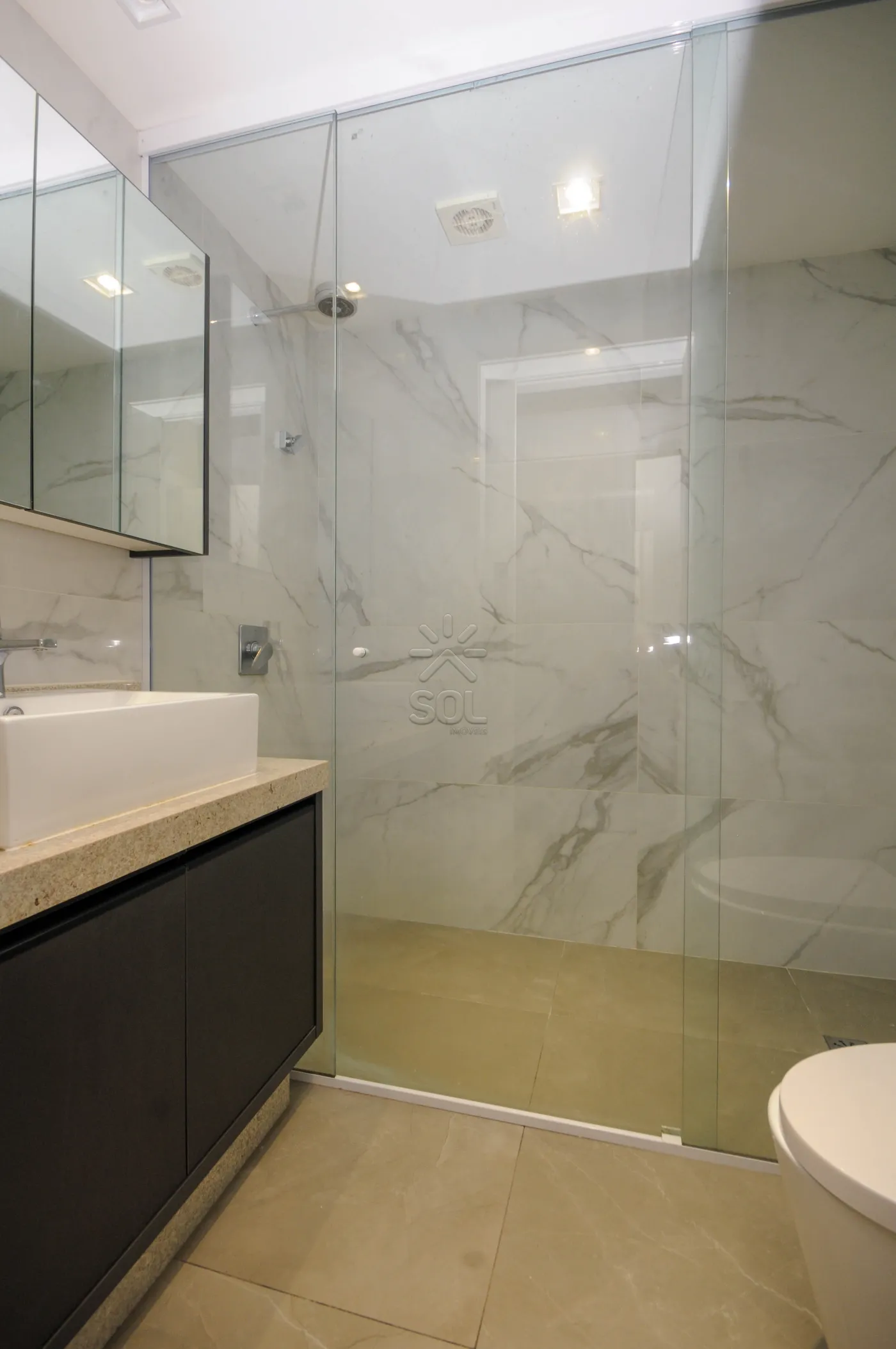 Apartamento de alto padrão à venda no Edifício Liberty - Foz do Iguaçu/PR
