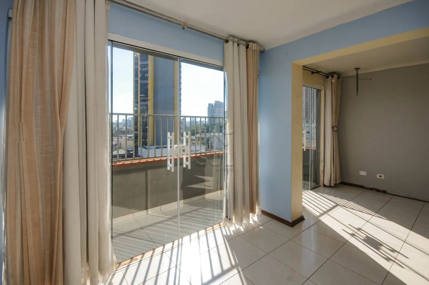 Apartamento para locação ou venda, Edifício Carlos Sbaraini, Centro - Foz do Iguaçu/PR