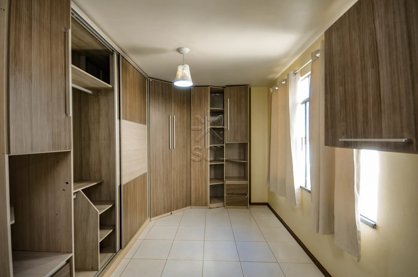 Apartamento para locação ou venda, Edifício Carlos Sbaraini, Centro - Foz do Iguaçu/PR