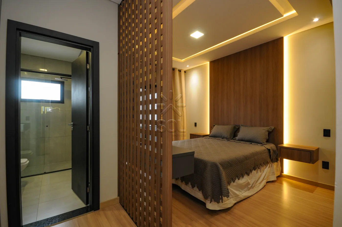 Sobrado novo de alto padrão à venda no Lancaster em Foz do Iguaçu/PR - 192m² | Mobiliado | 3 quartos | Área gourmet