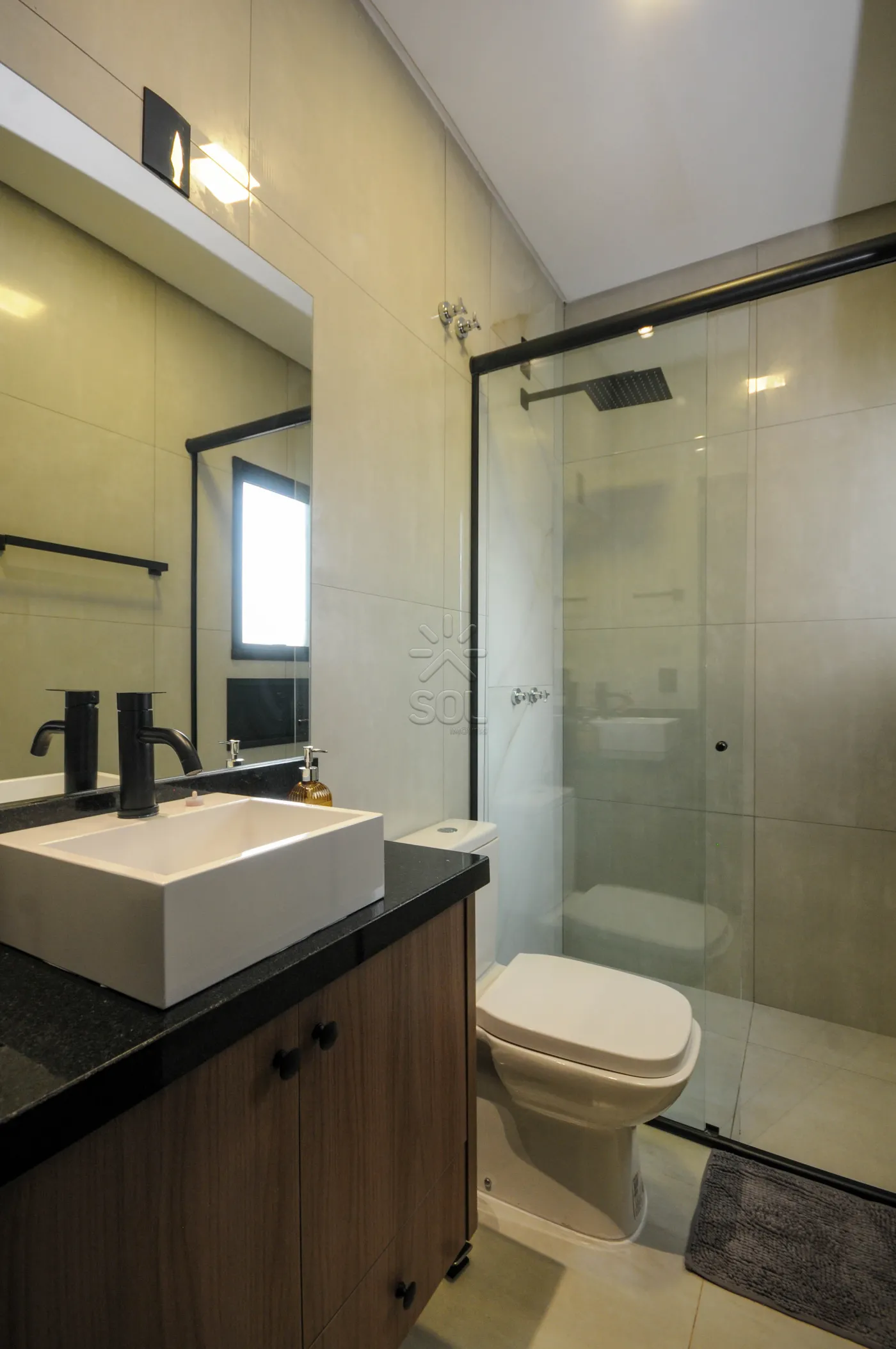 Sobrado novo de alto padrão à venda no Lancaster em Foz do Iguaçu/PR - 192m² | Mobiliado | 3 quartos | Área gourmet
