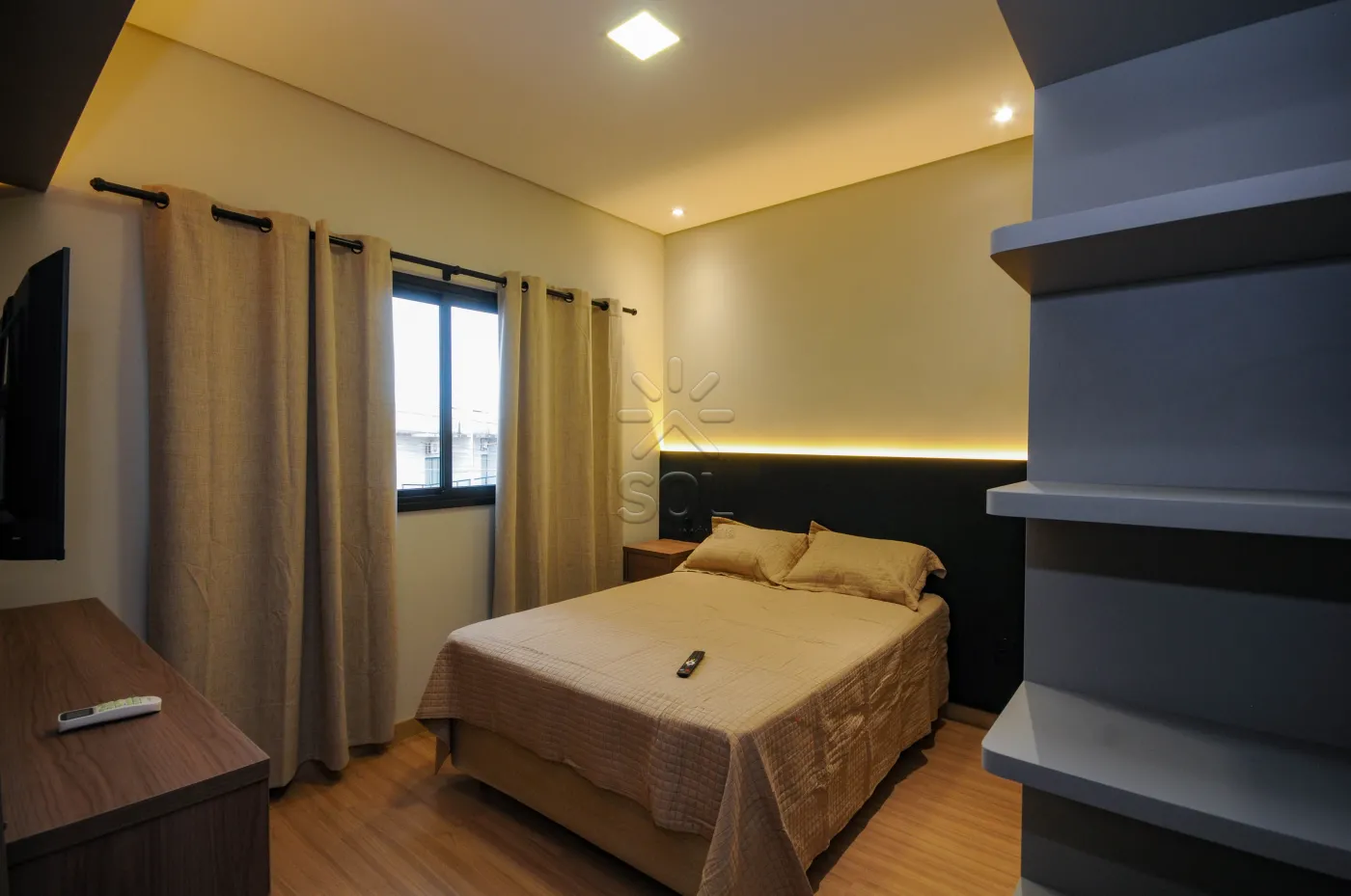 Sobrado novo de alto padrão à venda no Lancaster em Foz do Iguaçu/PR - 192m² | Mobiliado | 3 quartos | Área gourmet