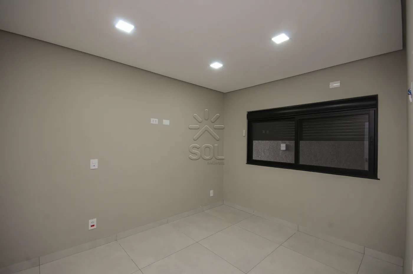 Sobrado à venda na Vila Maria em Foz do Iguaçu/PR - 200m², 2 suítes com closet e automação residencial