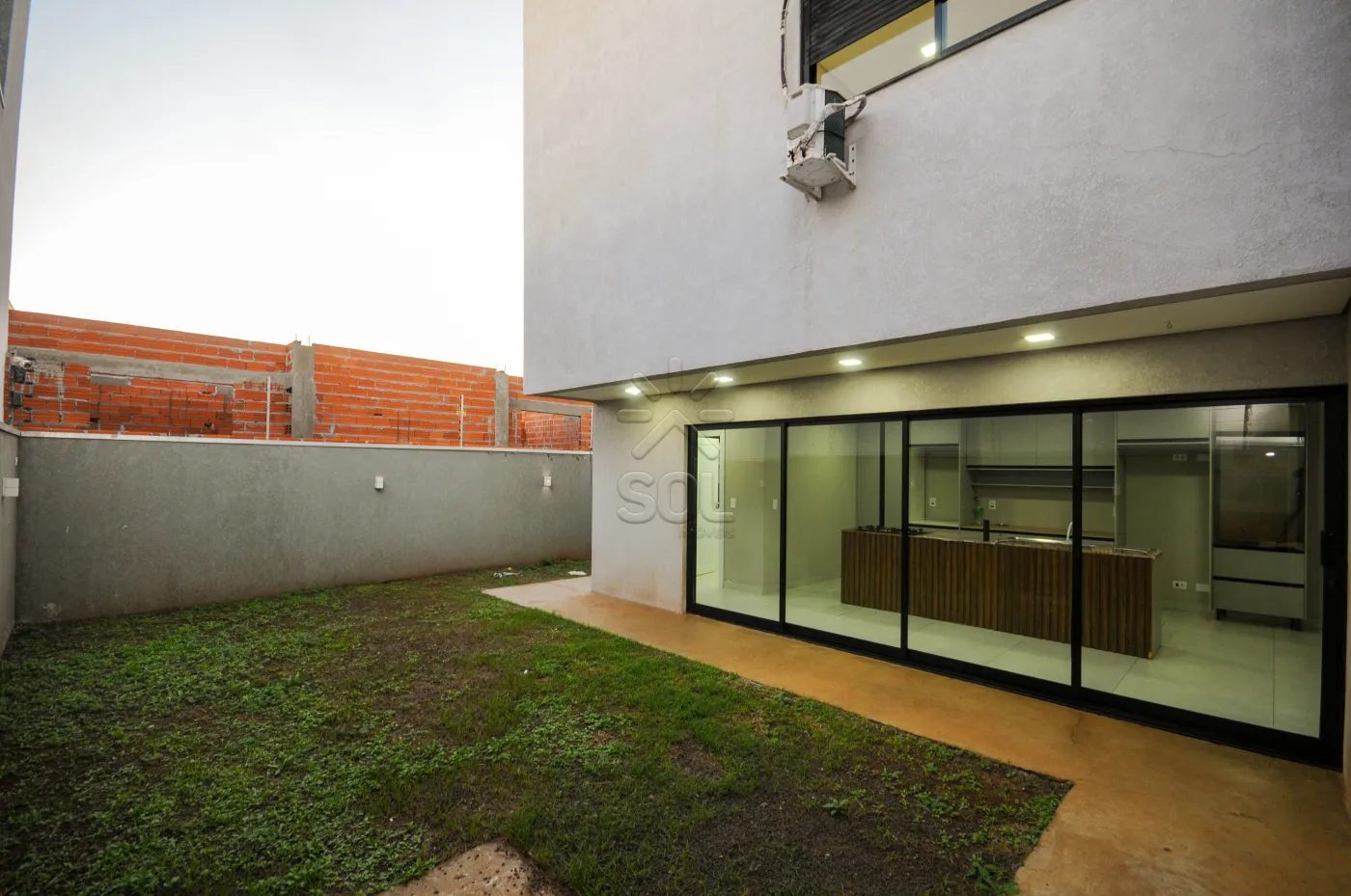Sobrado à venda na Vila Maria em Foz do Iguaçu/PR - 200m², 2 suítes com closet e automação residencial