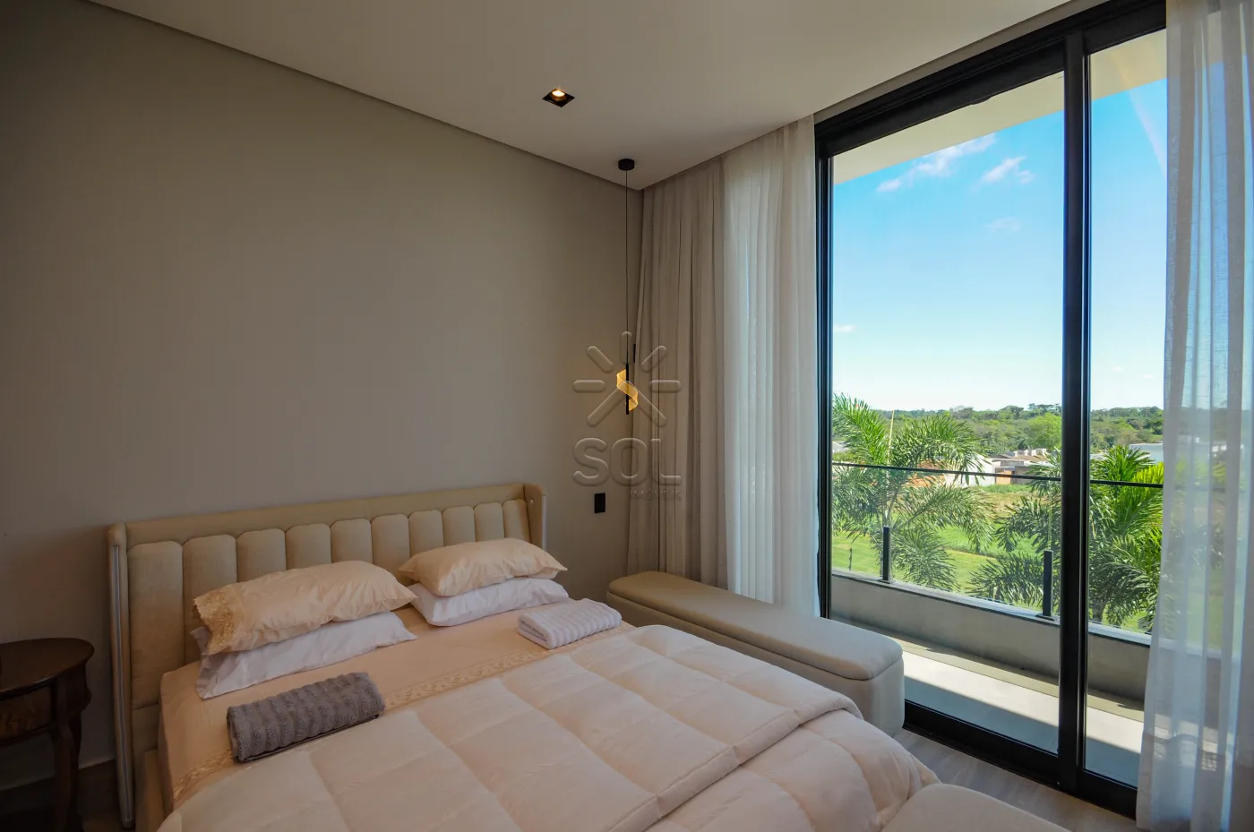 Sobrado semimobiliado e de alto padrão à venda no Condomínio Eco Bella Vista, em Foz do Iguaçu/PR - 485,15m² | 4 suítes