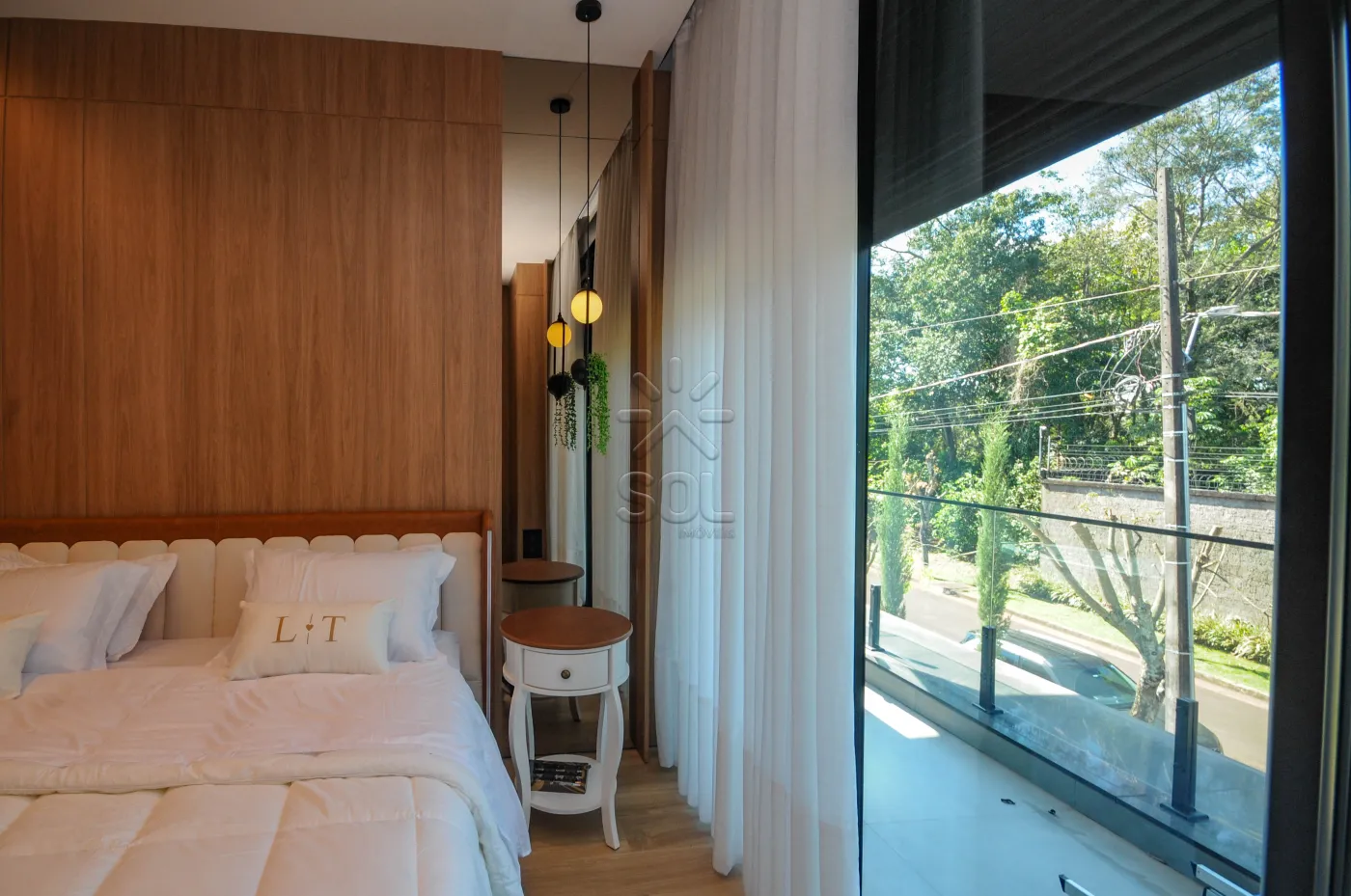 Sobrado semimobiliado e de alto padrão à venda no Condomínio Eco Bella Vista, em Foz do Iguaçu/PR - 485,15m² | 4 suítes