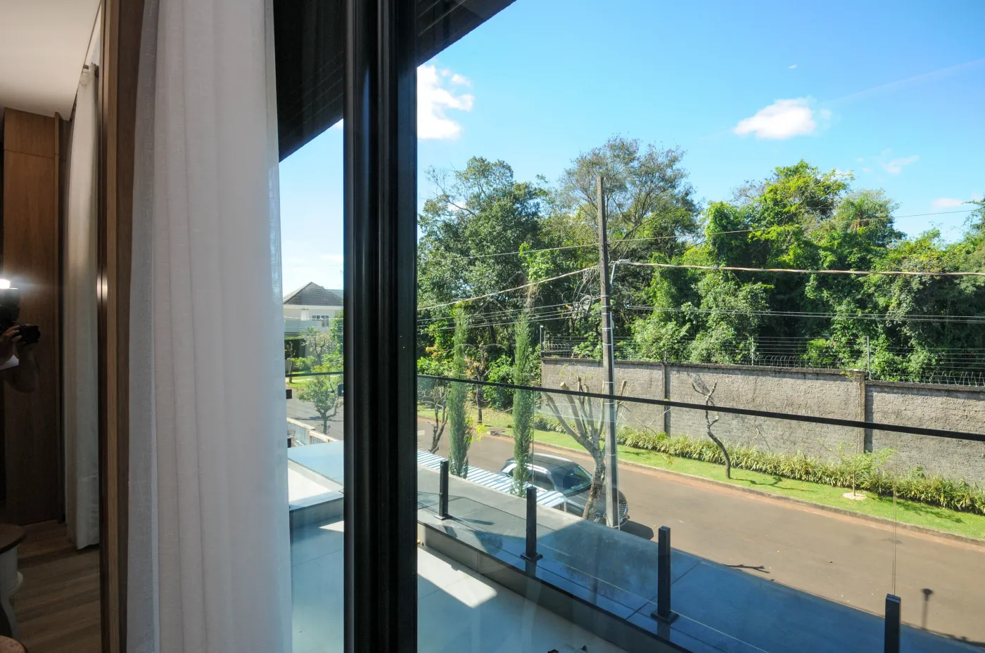 Sobrado semimobiliado e de alto padrão à venda no Condomínio Eco Bella Vista, em Foz do Iguaçu/PR - 485,15m² | 4 suítes