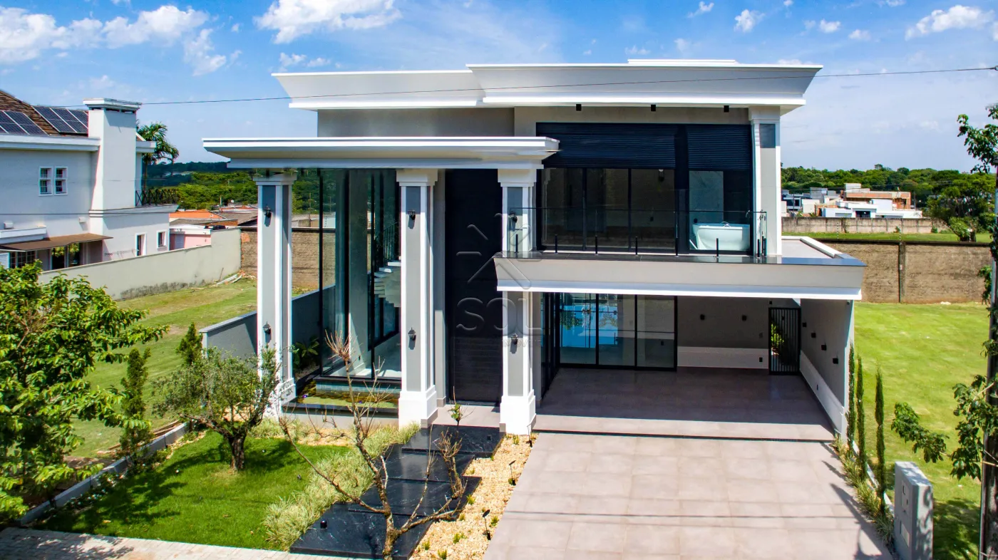 Sobrado semimobiliado e de alto padrão à venda no Condomínio Eco Bella Vista, em Foz do Iguaçu/PR - 485,15m² | 4 suítes