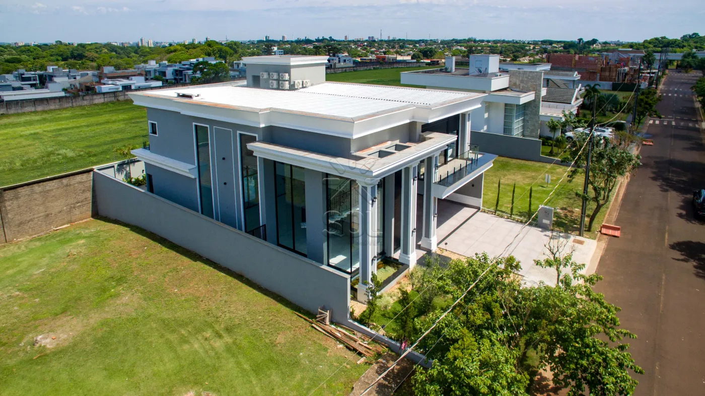 Sobrado semimobiliado e de alto padrão à venda no Condomínio Eco Bella Vista, em Foz do Iguaçu/PR - 485,15m² | 4 suítes