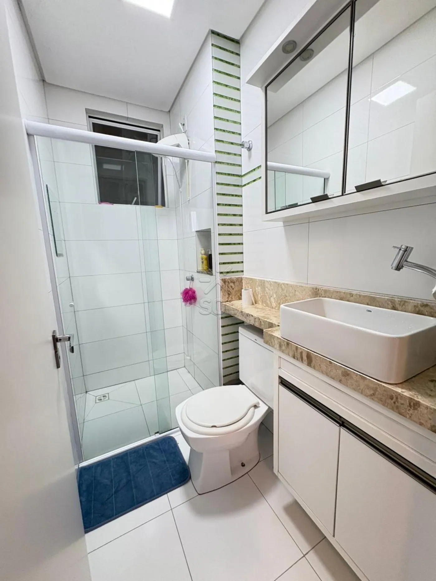 Apartamento mobiliado para aluguel no Edifício Praia Alegre - Centro de Penha/SC