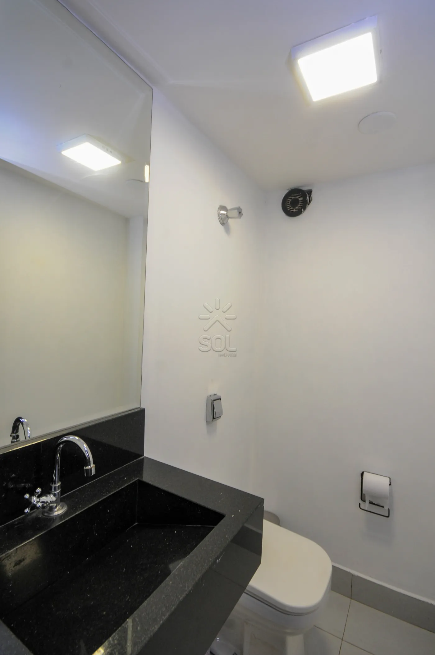 Sobrado totalmente equipado e decorado à venda no Jardim Eliza - Foz do Iguaçu/PR