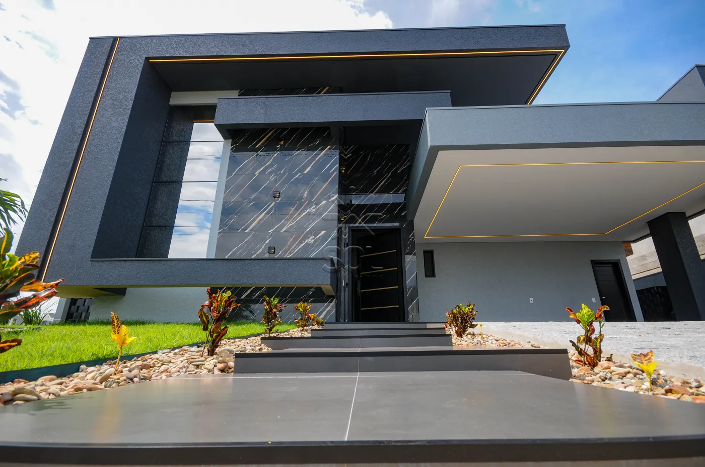 Casa nova de alto padrão à venda no Condomínio Ritz Cataratas - Foz do Iguaçu/PR