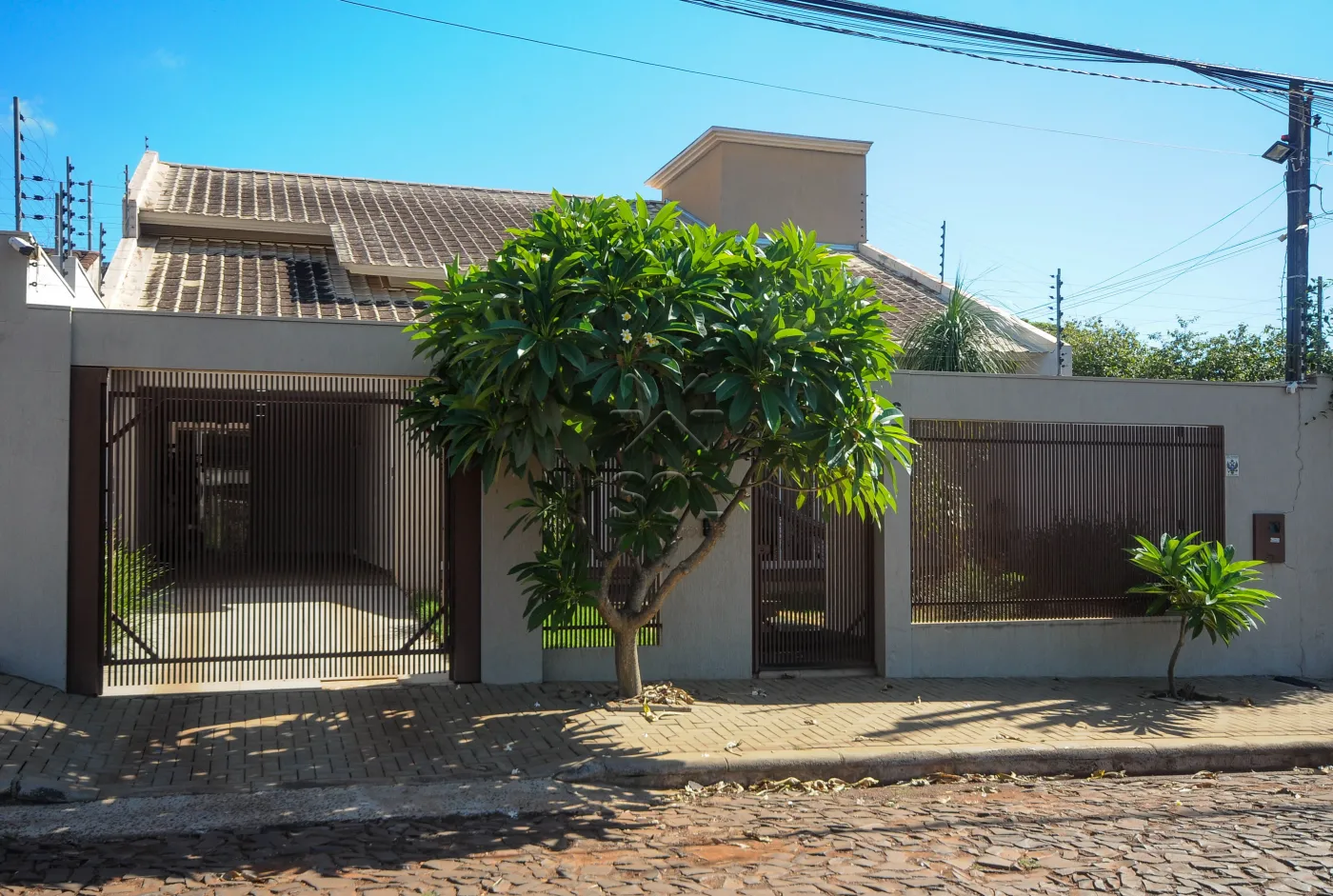 Casa de Alto Padrão à venda no Jardim Canadá - Foz do Iguaçu/PR