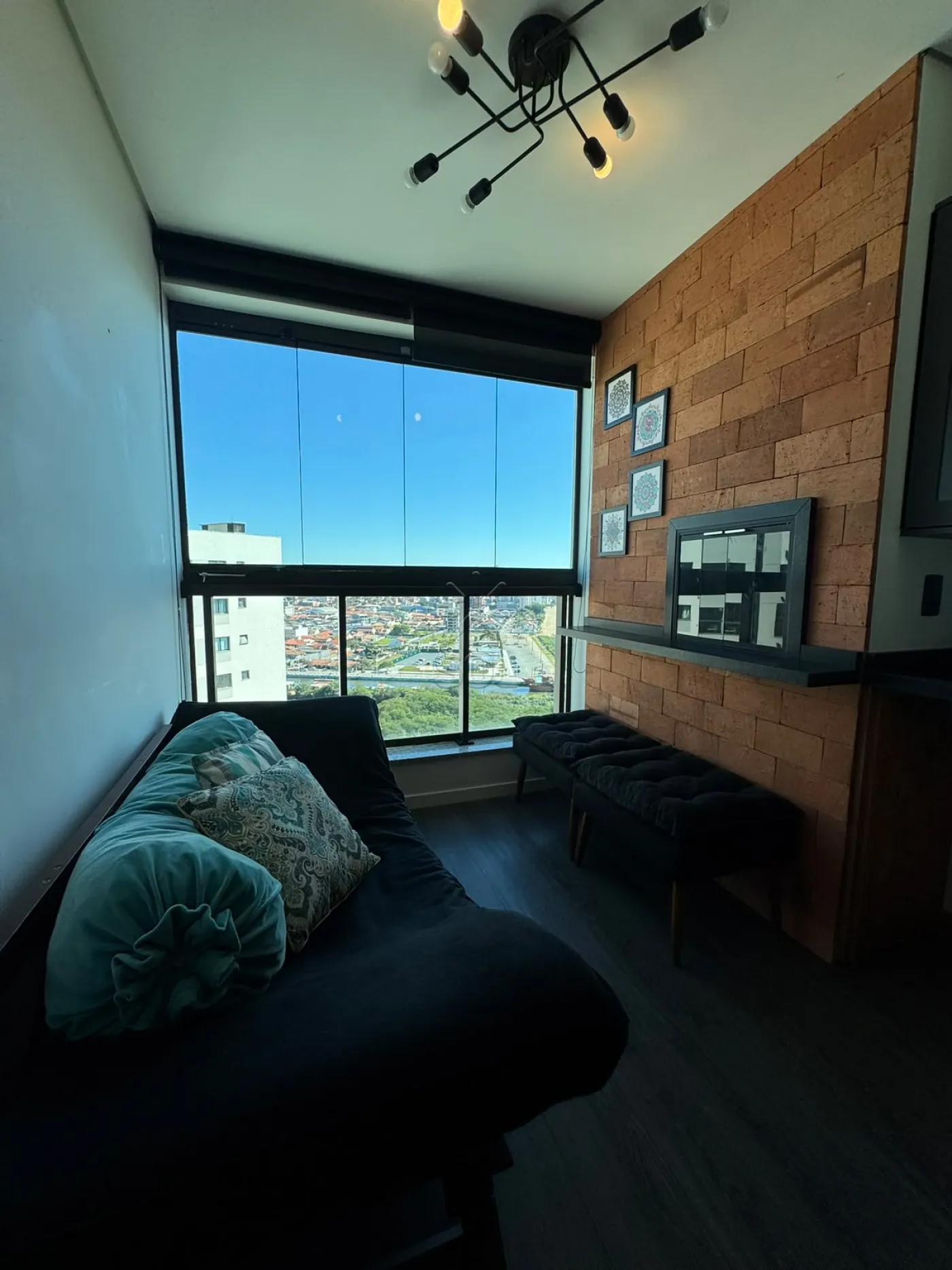 Apartamento mobiliado à venda no Itacolomi Home Club - Penha/SC