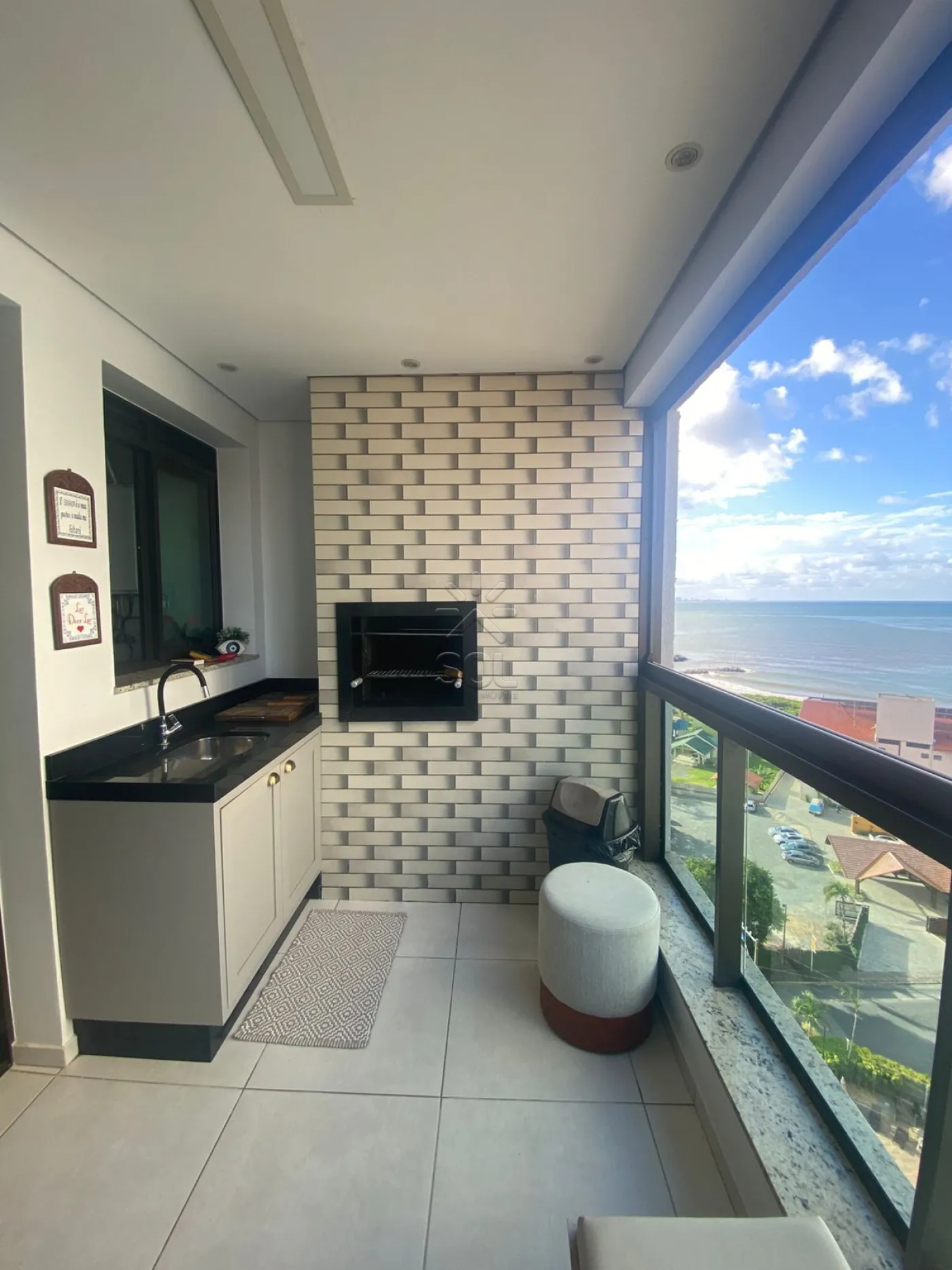 Apartamento mobiliado para locação no Itacolomi Home Club em Penha
