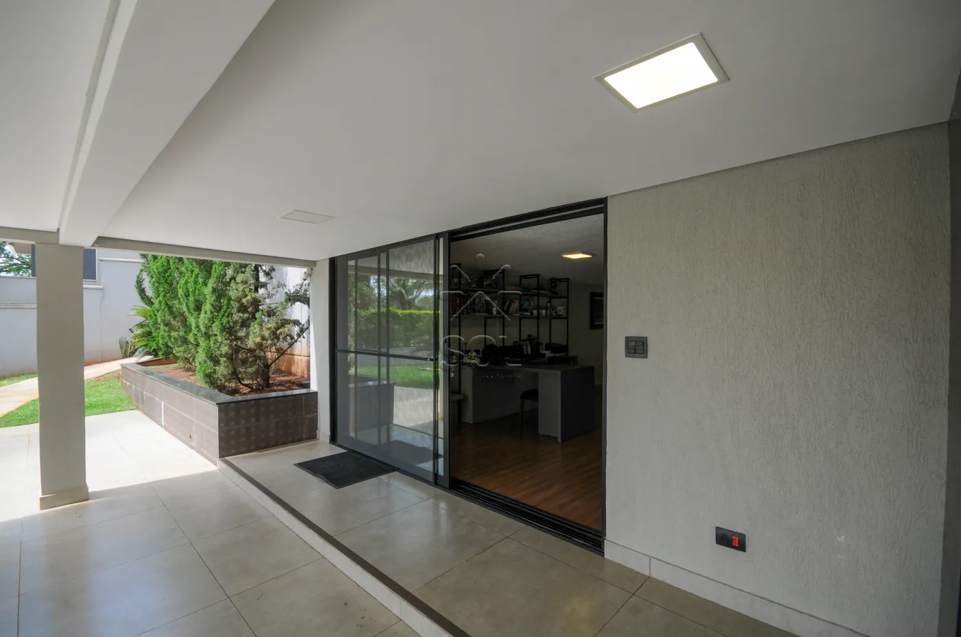 Casa de alto padrão à venda na Vila B em Foz do Iguaçu!