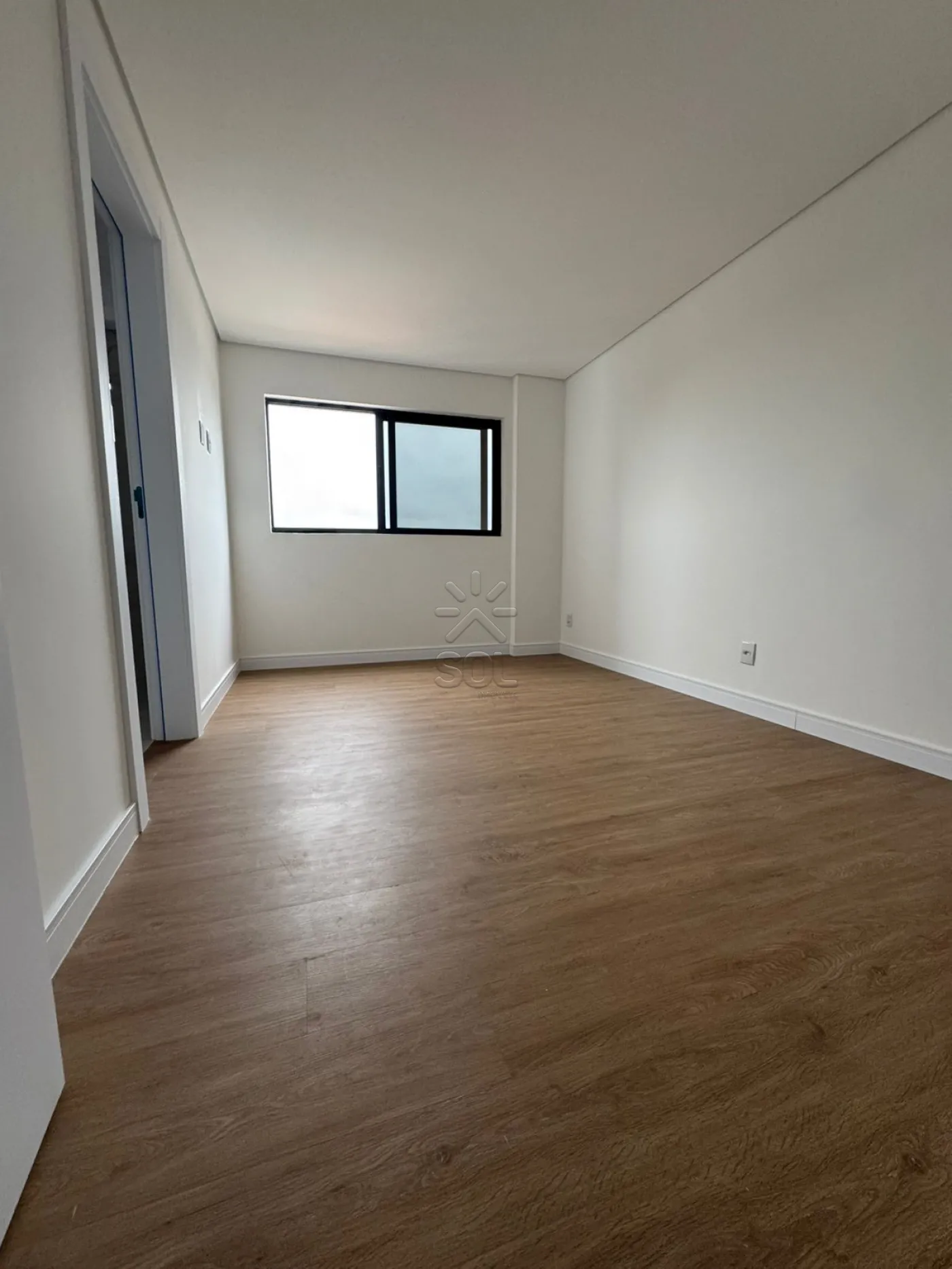 Apartamento de Alto Padrão à Venda no Edifício Torre Del Mar - Centro de Penha/SC
