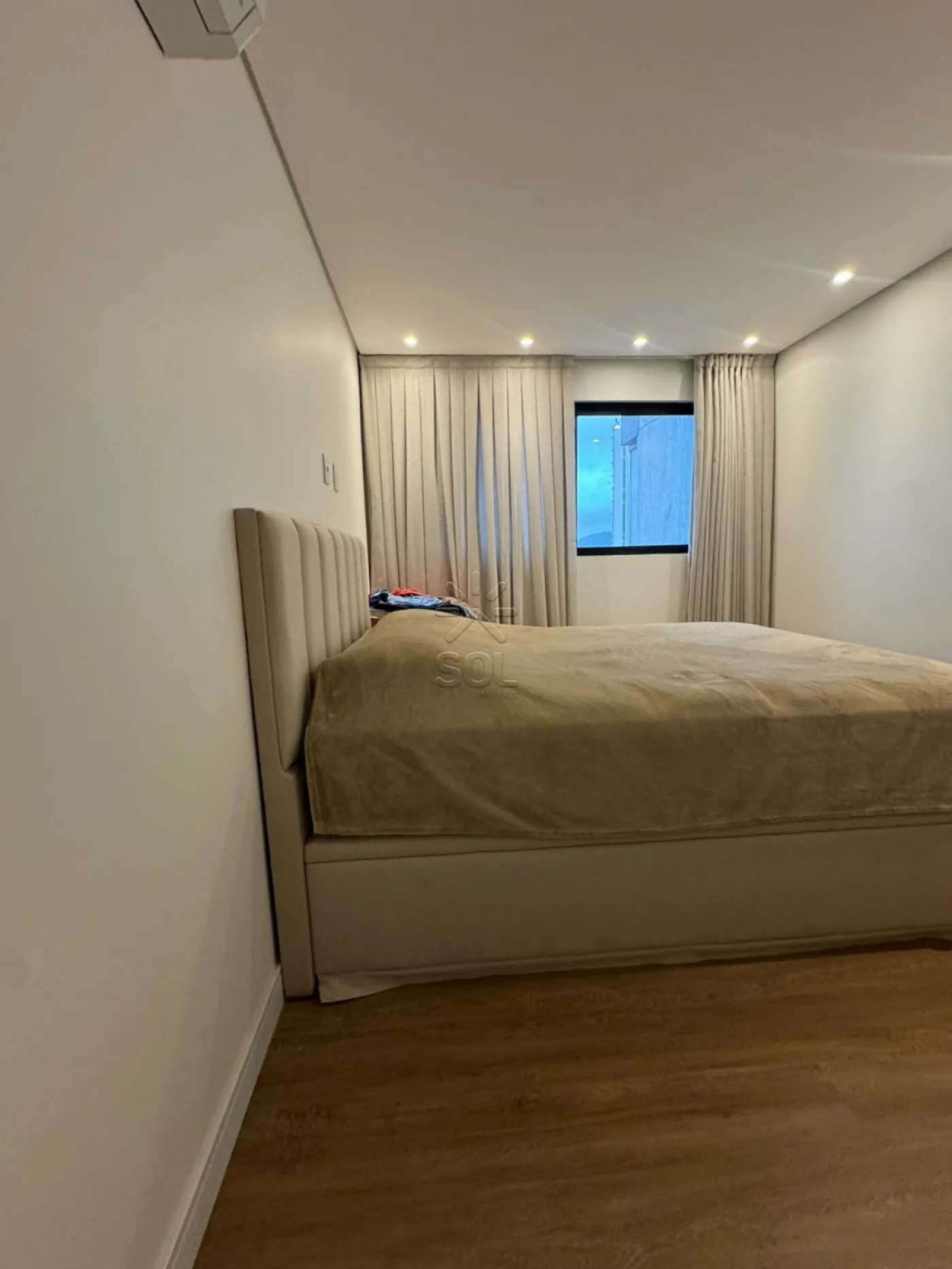 Apartamento mobiliado e de alto padrão à venda no Edifício Torre Del Mar - Centro de Penha/SC