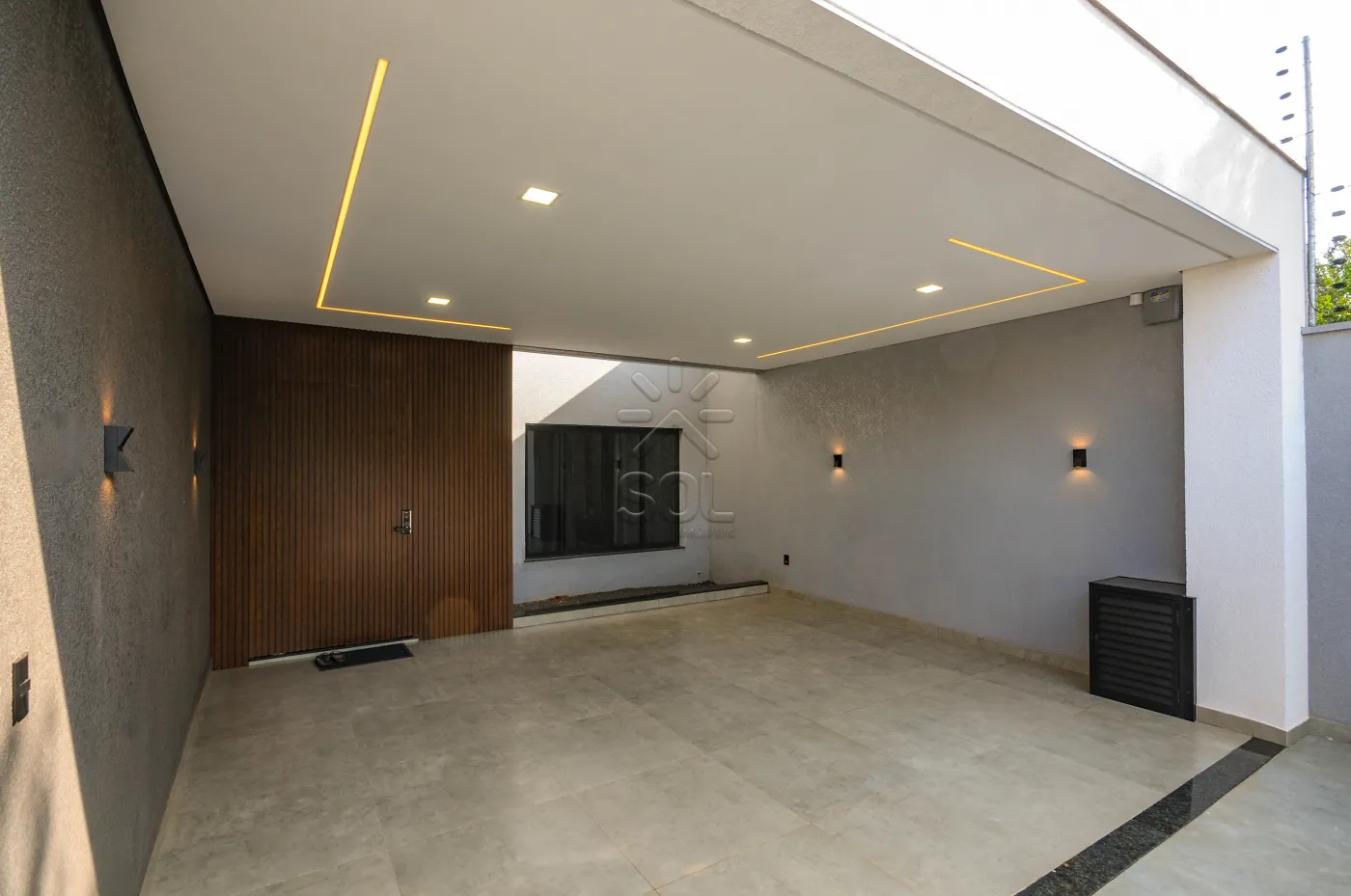 Sobrado novo de alto padrão à venda no Lancaster em Foz do Iguaçu/PR - 192m² | Mobiliado | 3 quartos | Área gourmet