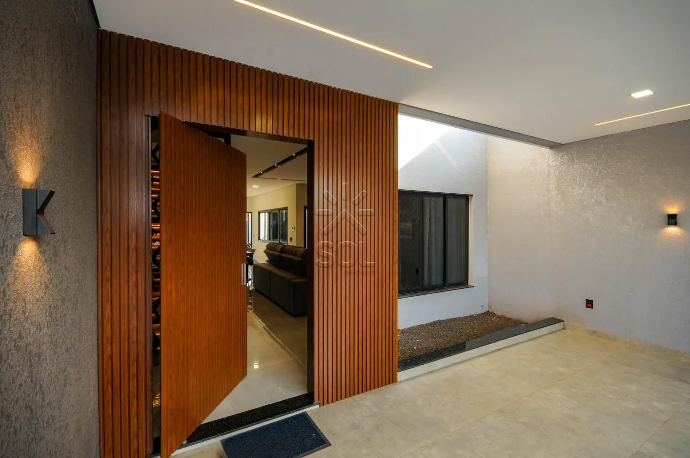 Sobrado novo de alto padrão à venda no Lancaster em Foz do Iguaçu/PR - 192m² | Mobiliado | 3 quartos | Área gourmet