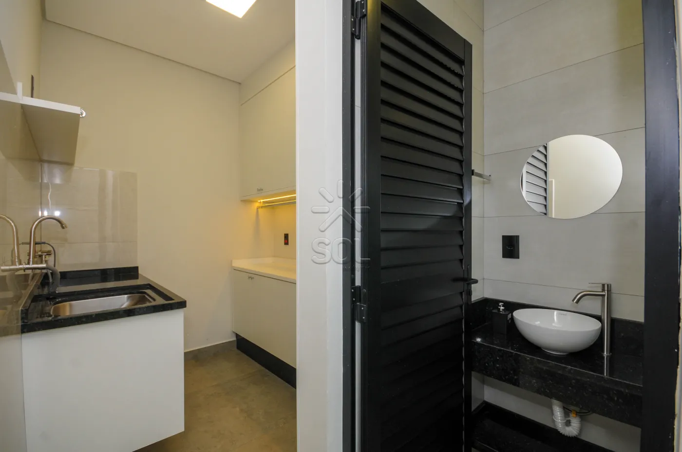 Sobrado novo de alto padrão à venda no Lancaster em Foz do Iguaçu/PR - 192m² | Mobiliado | 3 quartos | Área gourmet