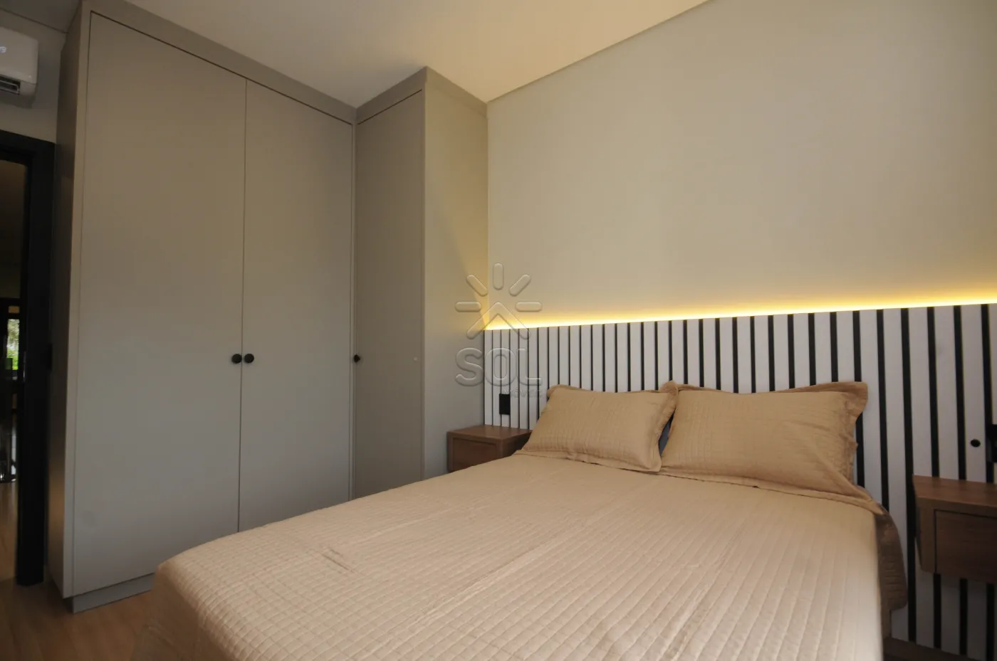 Sobrado novo de alto padrão à venda no Lancaster em Foz do Iguaçu/PR - 192m² | Mobiliado | 3 quartos | Área gourmet