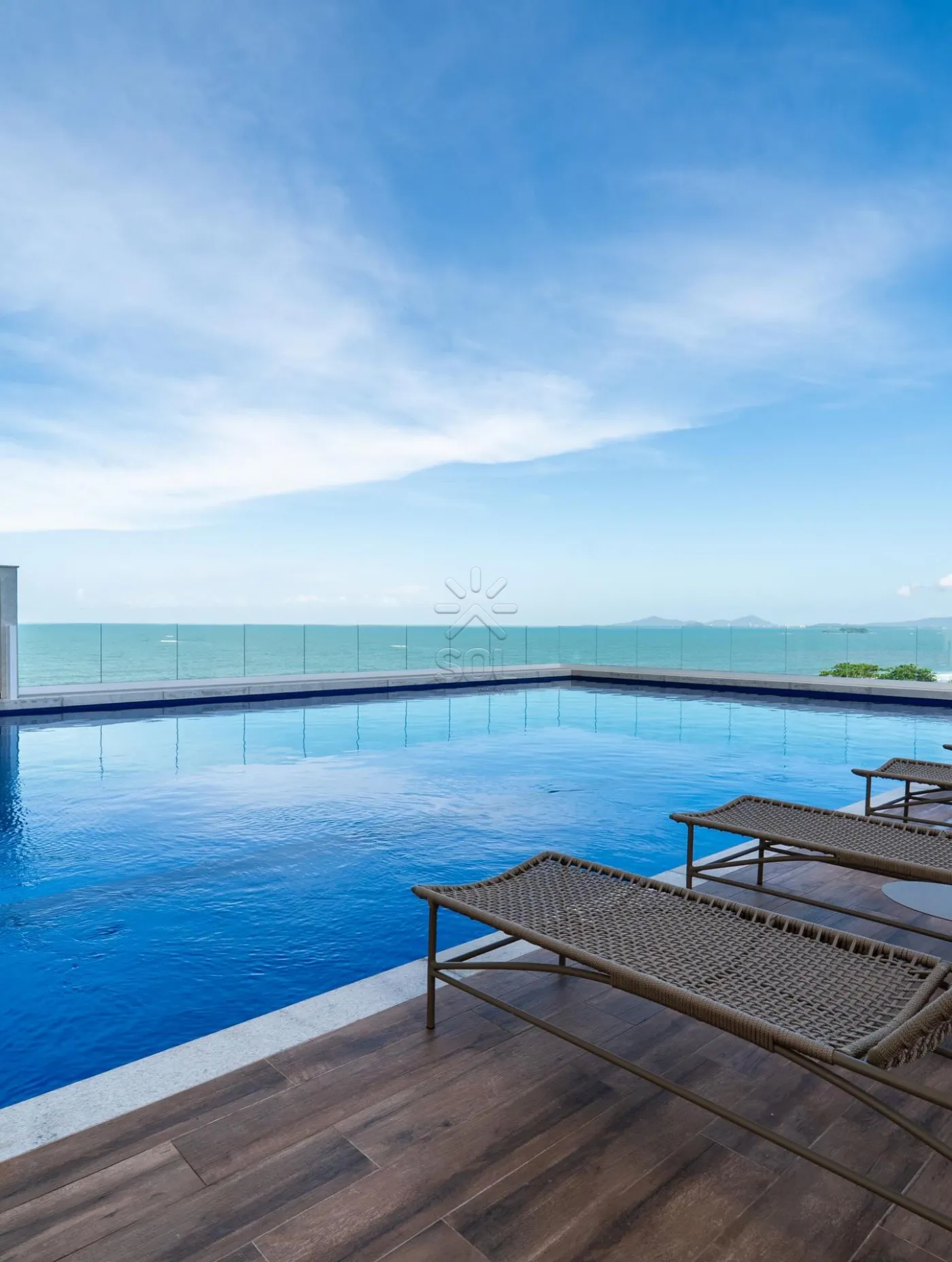 APARTAMENTO NOVO DE ALTO PADRÃO FRENTE MAR À VENDA NO BARRA VIEW RESIDENCES - BARRA VELHA/SC