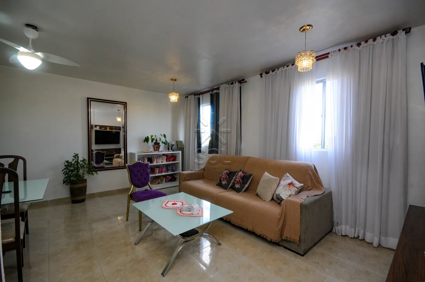 Apartamento mobiliado à venda no Edifício Ourém - Centro de Foz do Iguaçu