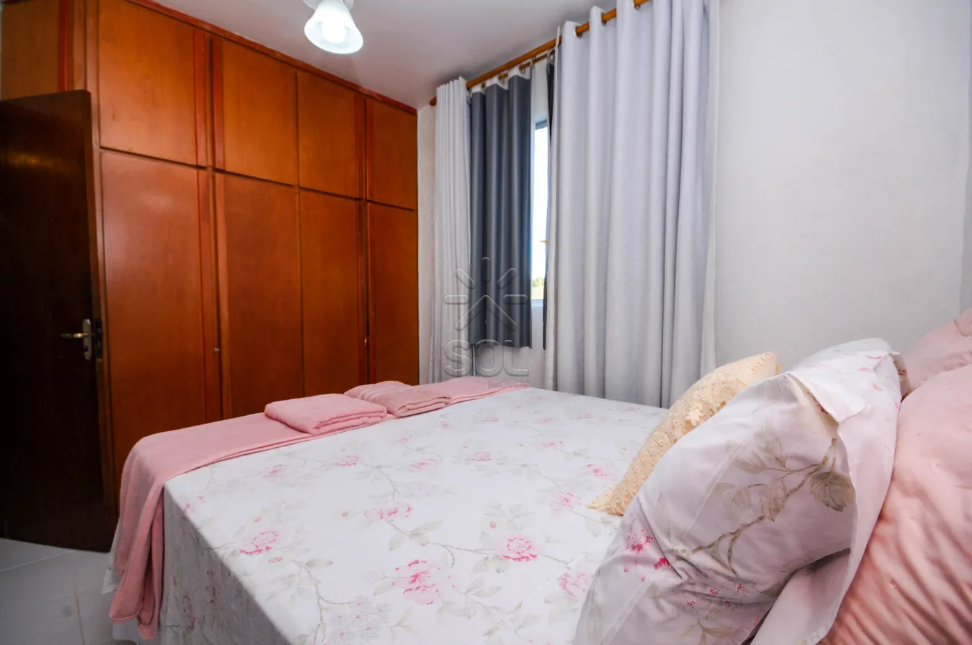 Apartamento mobiliado à venda no Edifício Ourém - Centro de Foz do Iguaçu