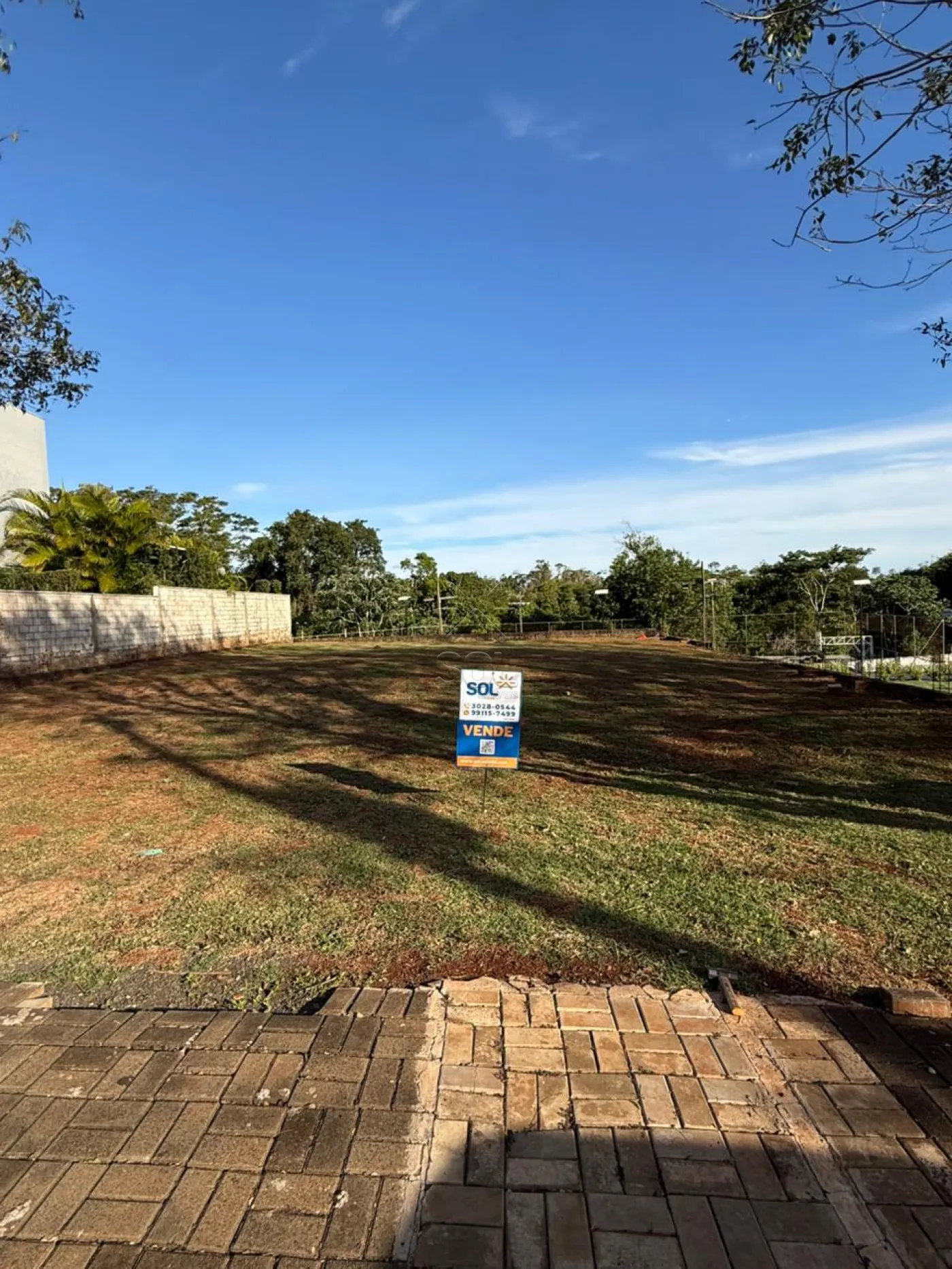 Terreno à venda no Condomínio Dom Olívio em Foz do Iguaçu/PR - 378,08m²